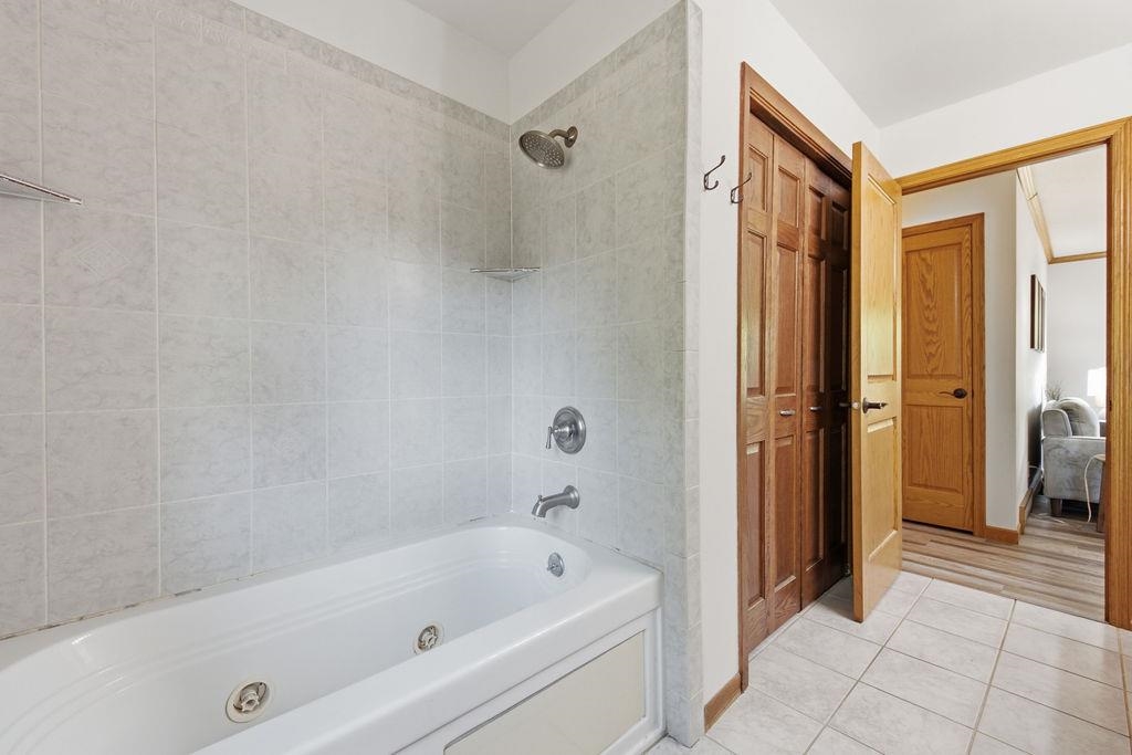 1019 W UPHAM STREET, Marshfield, Wisconsin 54449, 4 Bedrooms Bedrooms, ,2 BathroomsBathrooms,Residential,For Sale,1019 W UPHAM STREET,22604033