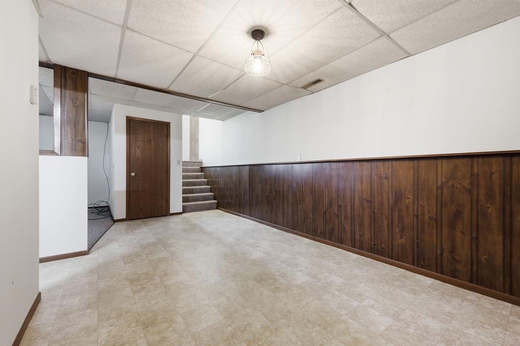 1019 W UPHAM STREET, Marshfield, Wisconsin 54449, 4 Bedrooms Bedrooms, ,2 BathroomsBathrooms,Residential,For Sale,1019 W UPHAM STREET,22604033