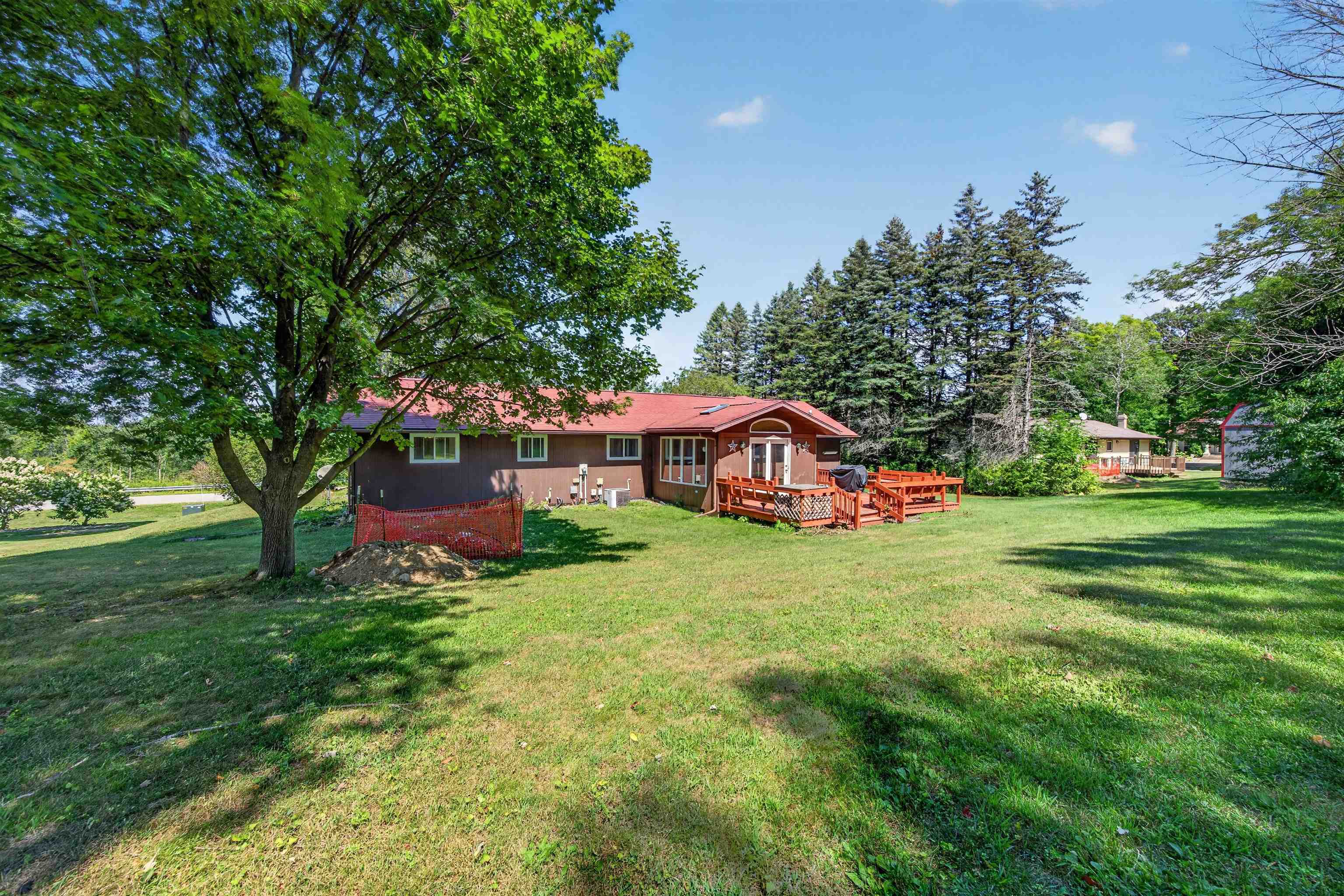 2007 FRONTAGE ROAD, Schofield, Wisconsin 54476, 3 Bedrooms Bedrooms, ,1 BathroomBathrooms,Residential,For Sale,2007 FRONTAGE ROAD,22604038
