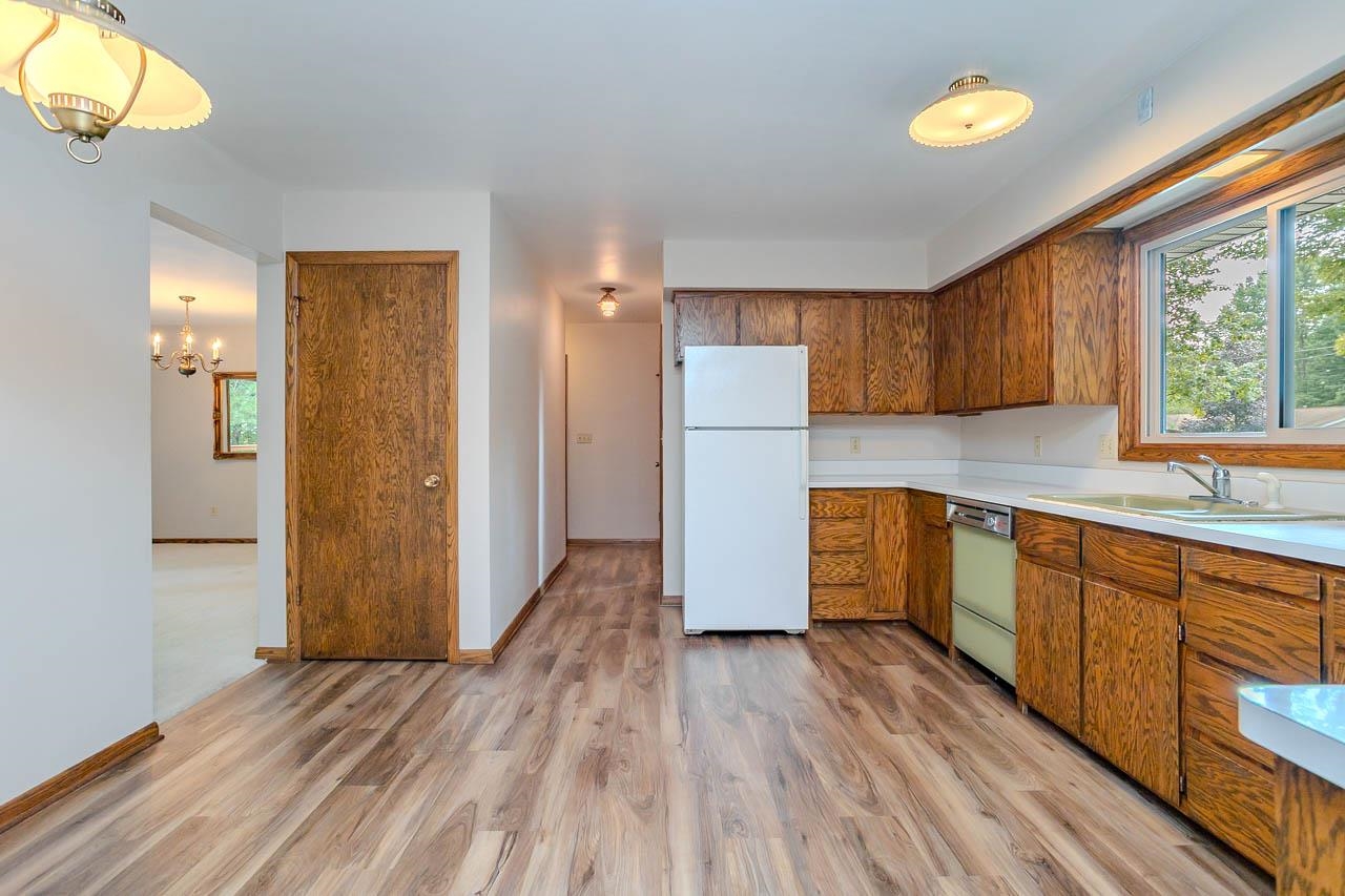 703 URBAN STREET, Rothschild, Wisconsin 54474, 4 Bedrooms Bedrooms, ,2 BathroomsBathrooms,Residential,For Sale,703 URBAN STREET,22604040