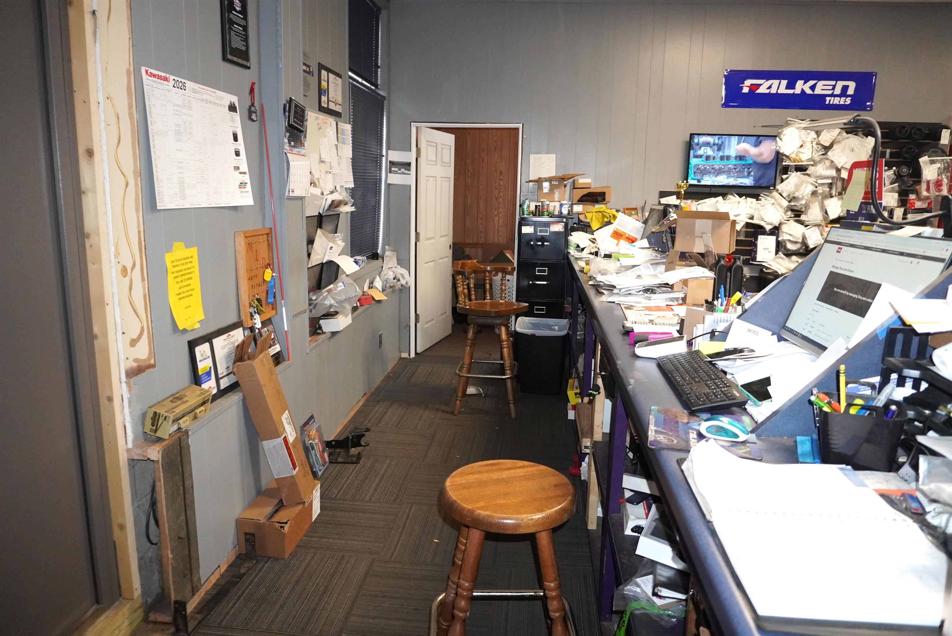 805 N CENTER AVENUE, Merrill, Wisconsin 54452, ,Commercial/industrial,For Sale,805 N CENTER AVENUE,22604042