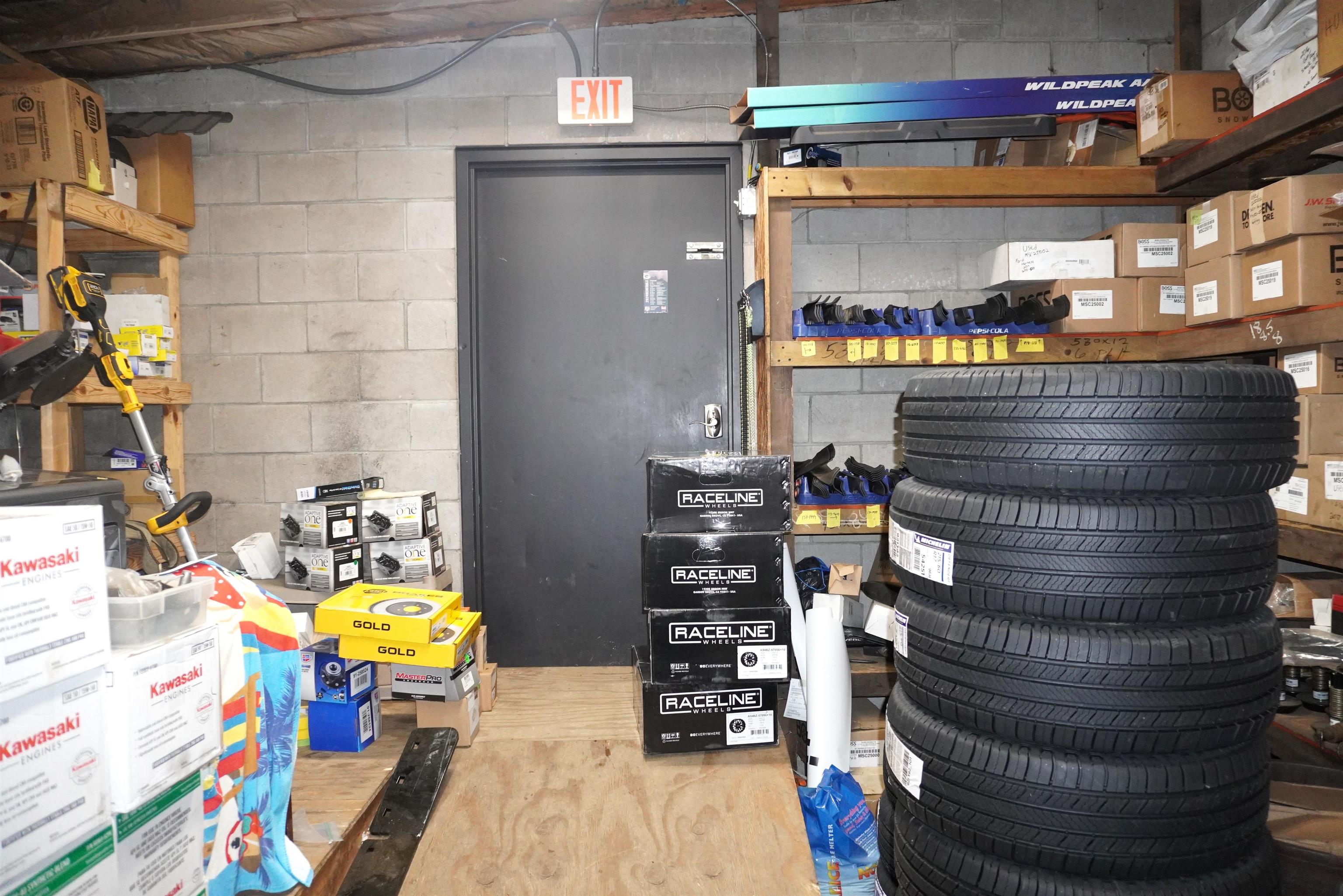 805 N CENTER AVENUE, Merrill, Wisconsin 54452, ,Commercial/industrial,For Sale,805 N CENTER AVENUE,22604042