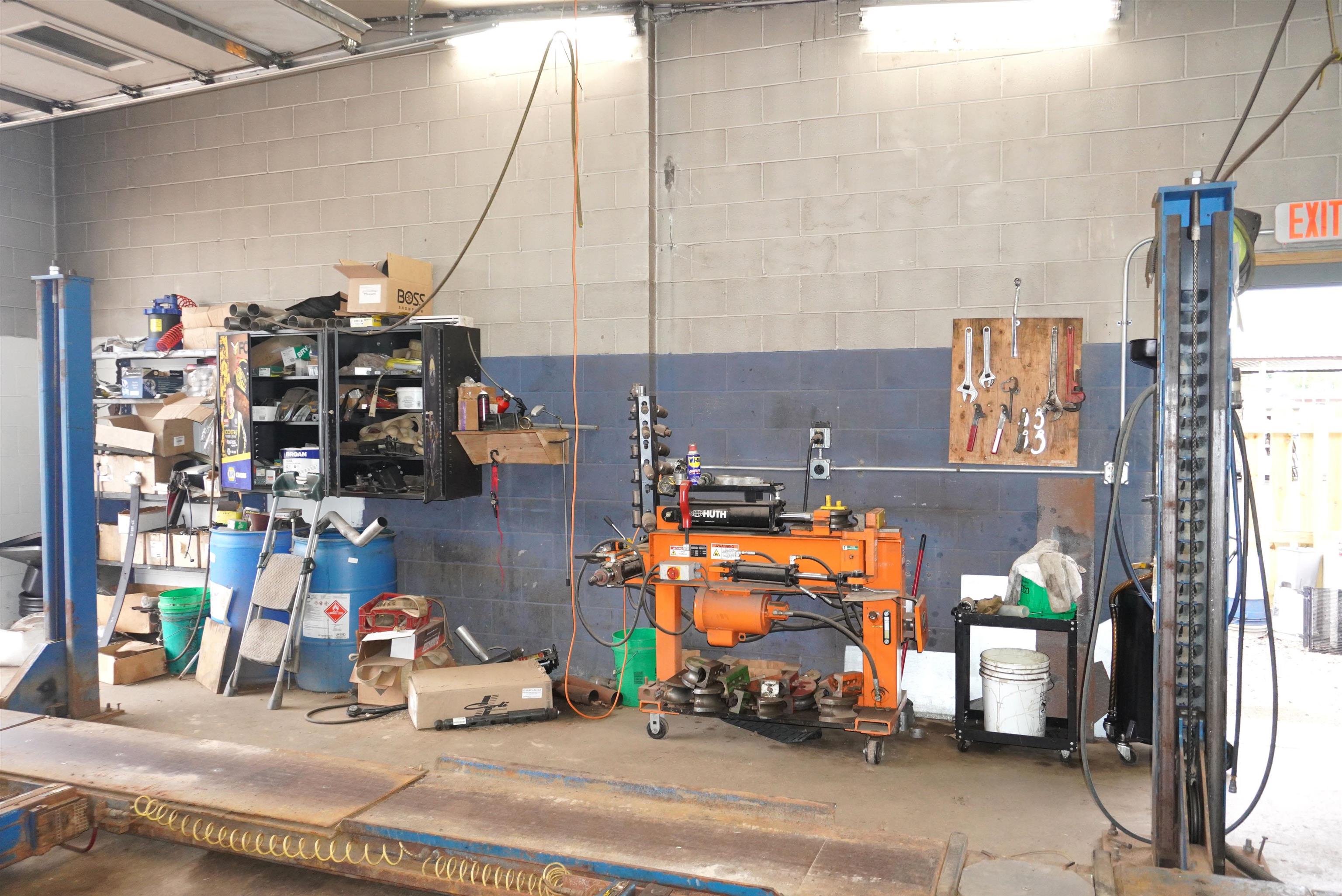 805 N CENTER AVENUE, Merrill, Wisconsin 54452, ,Commercial/industrial,For Sale,805 N CENTER AVENUE,22604042