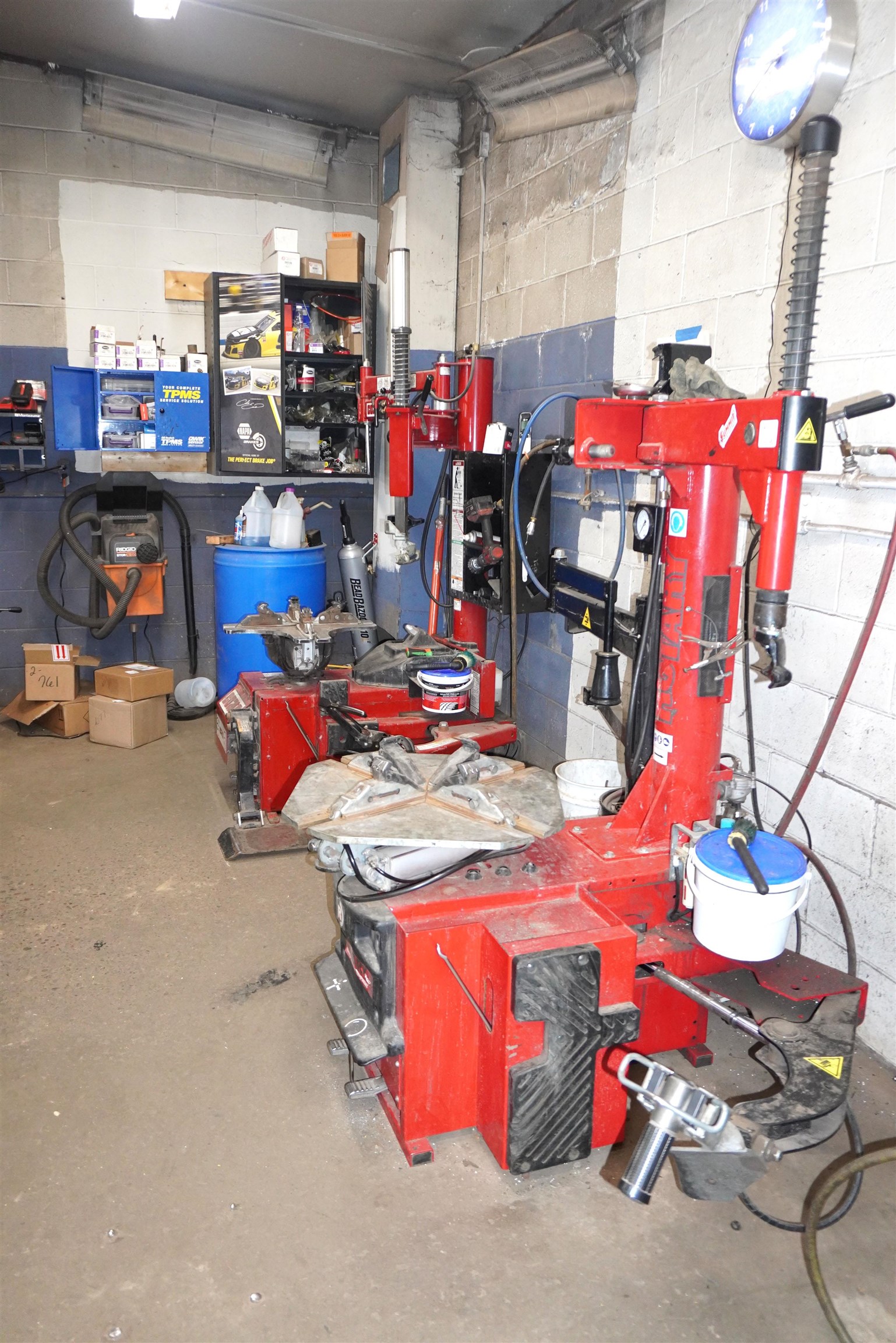 805 N CENTER AVENUE, Merrill, Wisconsin 54452, ,Commercial/industrial,For Sale,805 N CENTER AVENUE,22604042