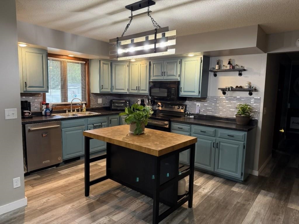 1125 PINECREST AVENUE, Mosinee, Wisconsin 54455, 3 Bedrooms Bedrooms, ,2 BathroomsBathrooms,Residential,For Sale,1125 PINECREST AVENUE,22604044