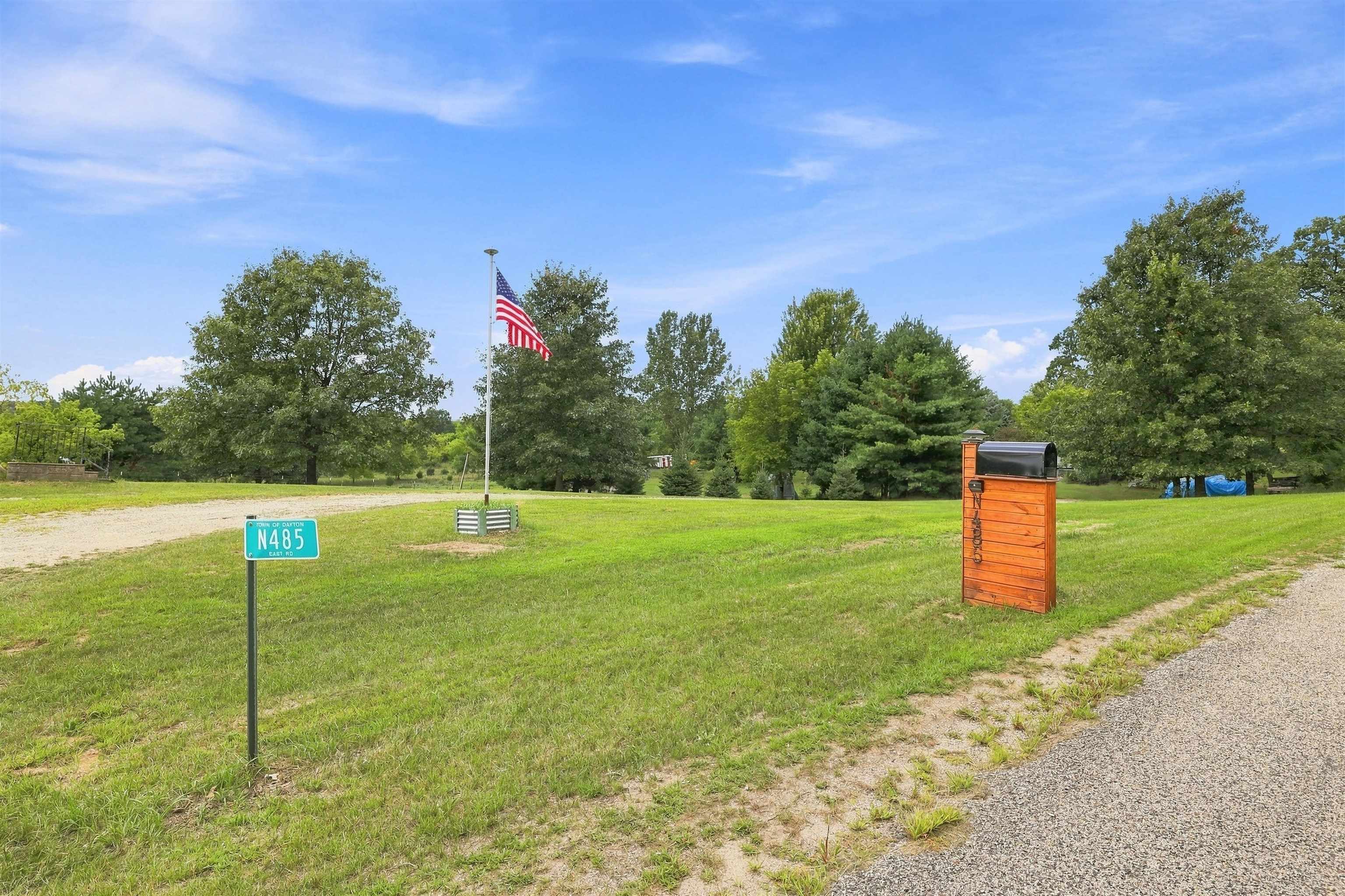 N485 EAST ROAD, Waupaca, Wisconsin 54981, 2 Bedrooms Bedrooms, ,2 BathroomsBathrooms,Residential,For Sale,N485 EAST ROAD,22604048