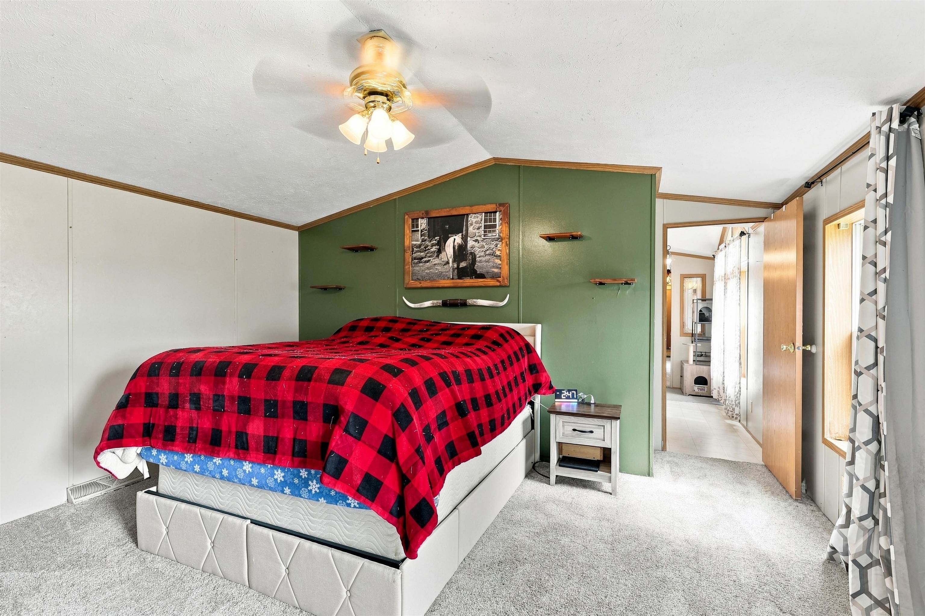 N485 EAST ROAD, Waupaca, Wisconsin 54981, 2 Bedrooms Bedrooms, ,2 BathroomsBathrooms,Residential,For Sale,N485 EAST ROAD,22604048