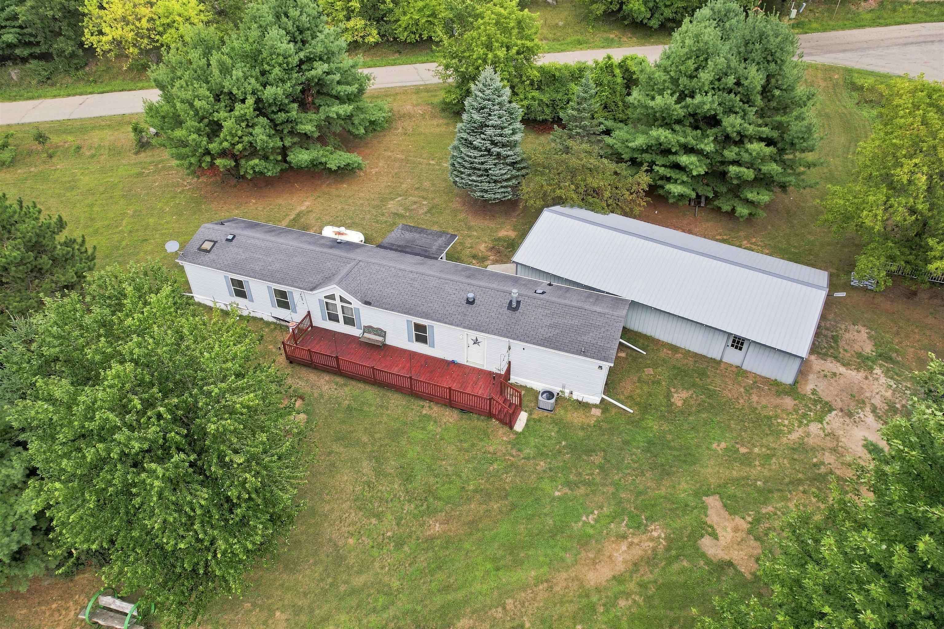 N485 EAST ROAD, Waupaca, Wisconsin 54981, 2 Bedrooms Bedrooms, ,2 BathroomsBathrooms,Residential,For Sale,N485 EAST ROAD,22604048