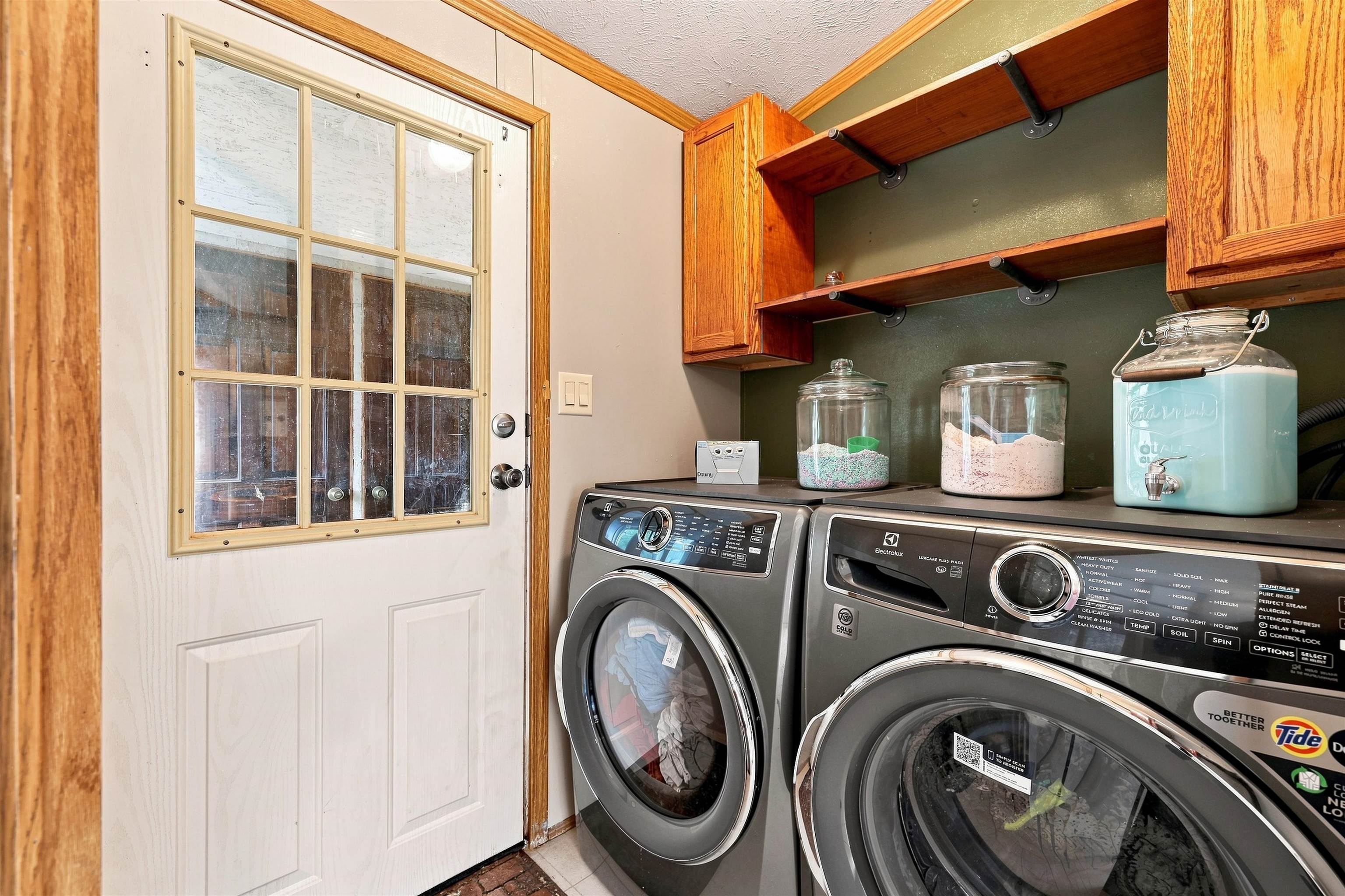 N485 EAST ROAD, Waupaca, Wisconsin 54981, 2 Bedrooms Bedrooms, ,2 BathroomsBathrooms,Residential,For Sale,N485 EAST ROAD,22604048