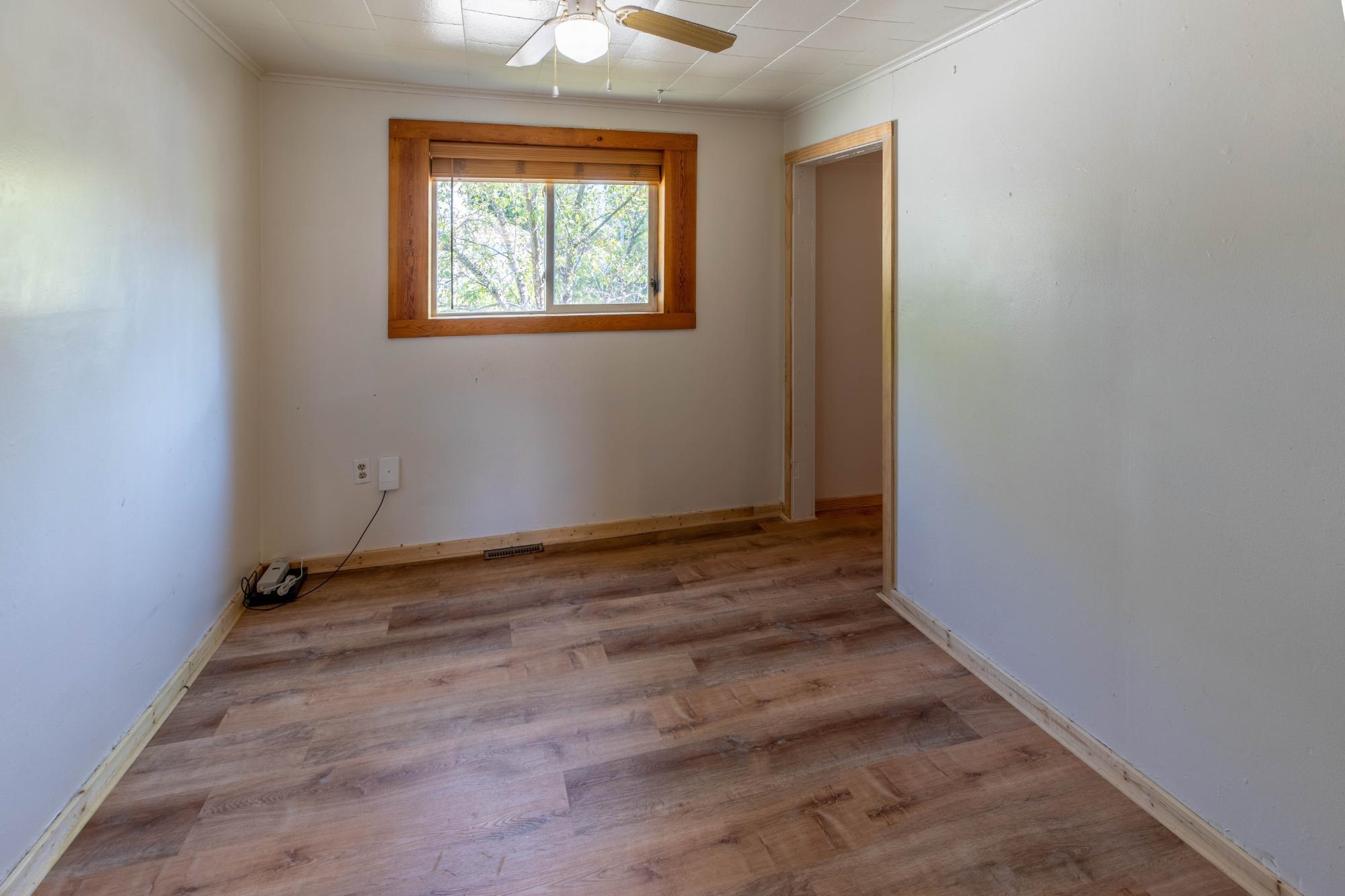 15 W MONTROSE STREET WEST, Rhinelander, Wisconsin 54501, 1 Bedroom Bedrooms, ,1 BathroomBathrooms,Residential,For Sale,15 W MONTROSE STREET WEST,22604051
