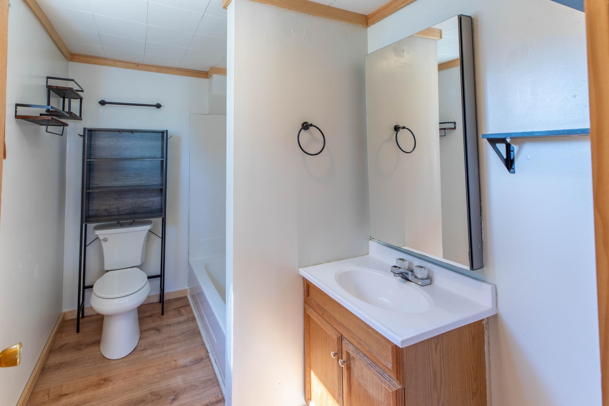 15 W MONTROSE STREET WEST, Rhinelander, Wisconsin 54501, 1 Bedroom Bedrooms, ,1 BathroomBathrooms,Residential,For Sale,15 W MONTROSE STREET WEST,22604051