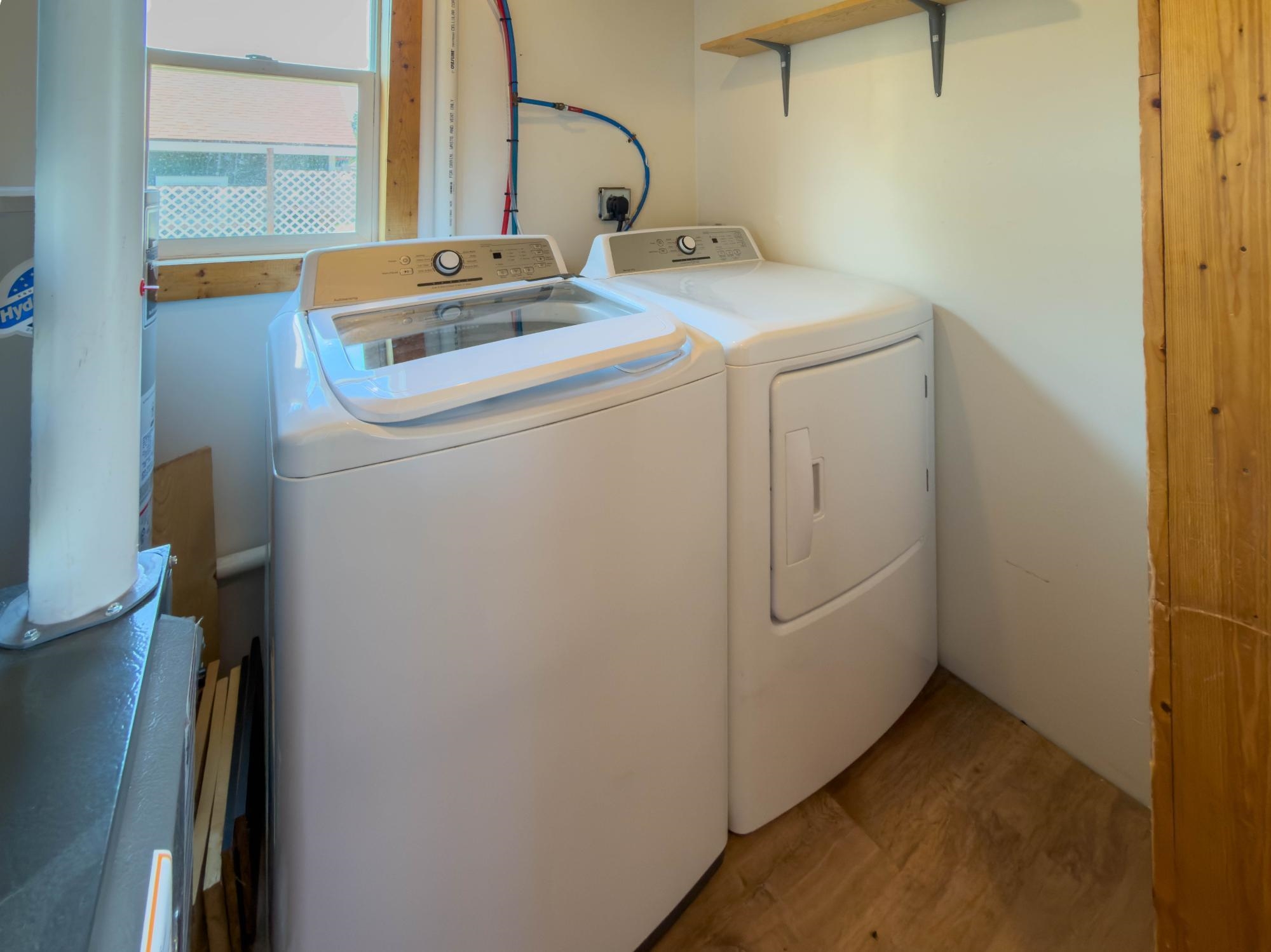 15 W MONTROSE STREET WEST, Rhinelander, Wisconsin 54501, 1 Bedroom Bedrooms, ,1 BathroomBathrooms,Residential,For Sale,15 W MONTROSE STREET WEST,22604051
