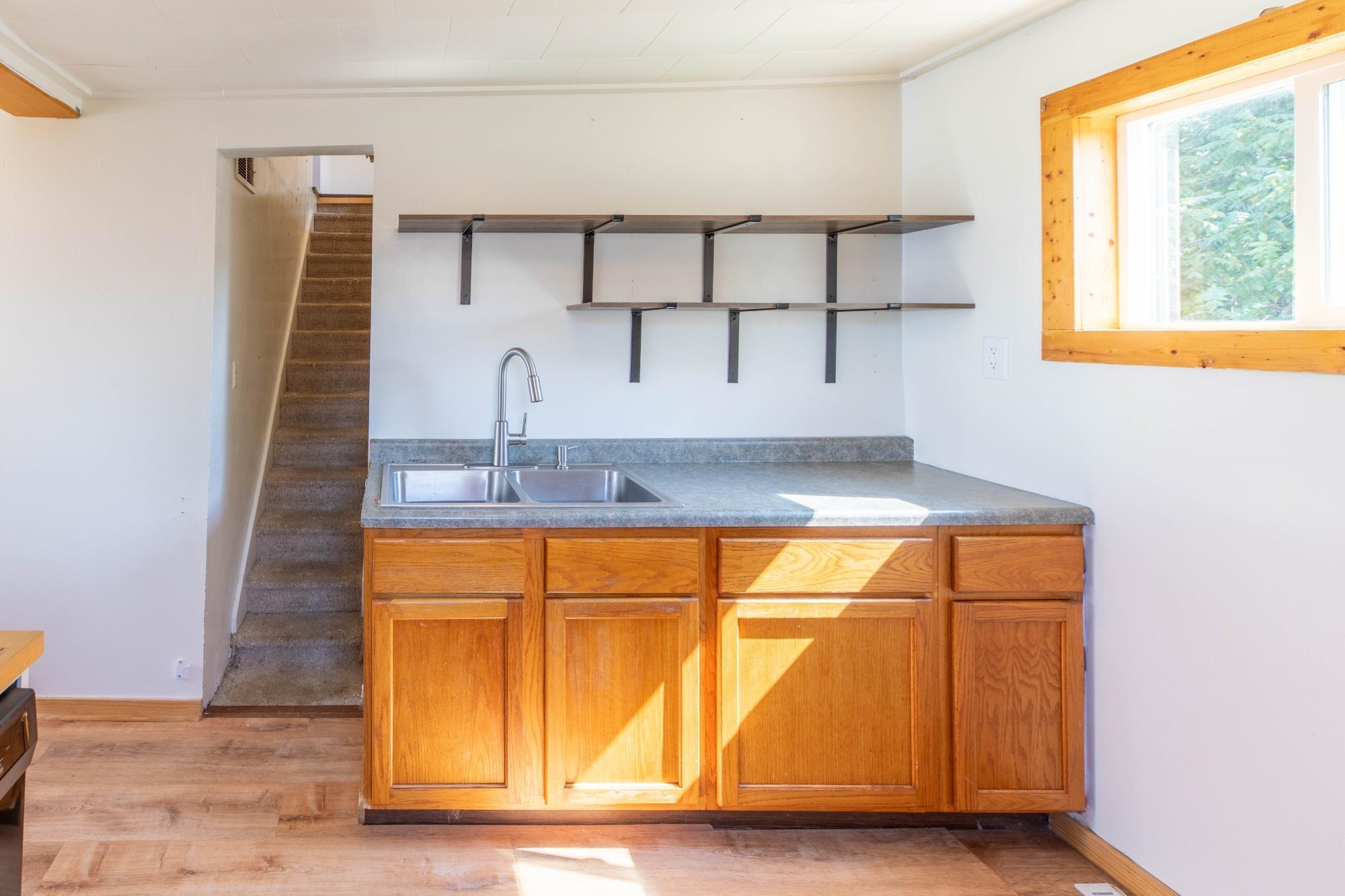 15 W MONTROSE STREET WEST, Rhinelander, Wisconsin 54501, 1 Bedroom Bedrooms, ,1 BathroomBathrooms,Residential,For Sale,15 W MONTROSE STREET WEST,22604051