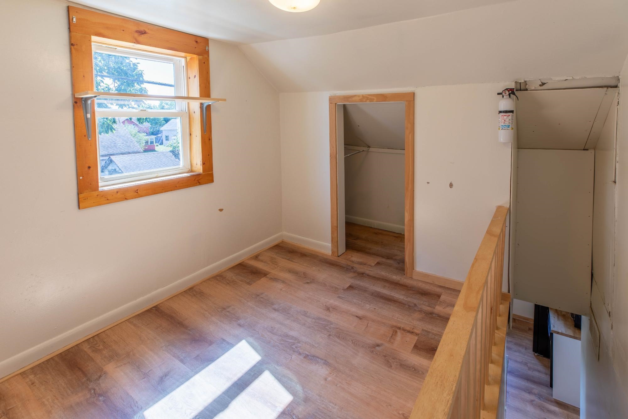 15 W MONTROSE STREET WEST, Rhinelander, Wisconsin 54501, 1 Bedroom Bedrooms, ,1 BathroomBathrooms,Residential,For Sale,15 W MONTROSE STREET WEST,22604051