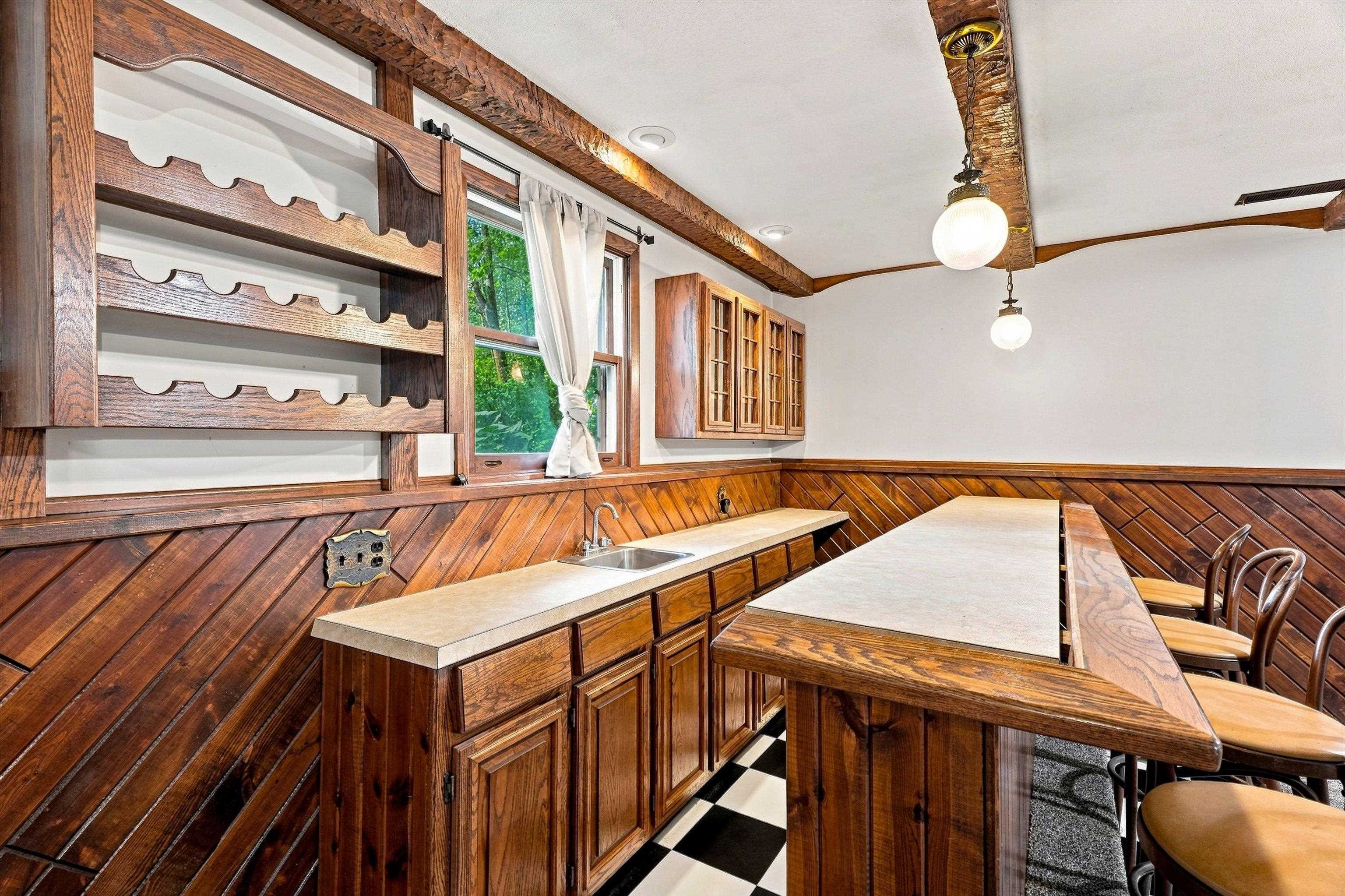 1007 W KALSCHED STREET, Marshfield, Wisconsin 54449, 3 Bedrooms Bedrooms, ,2 BathroomsBathrooms,Residential,For Sale,1007 W KALSCHED STREET,22604059
