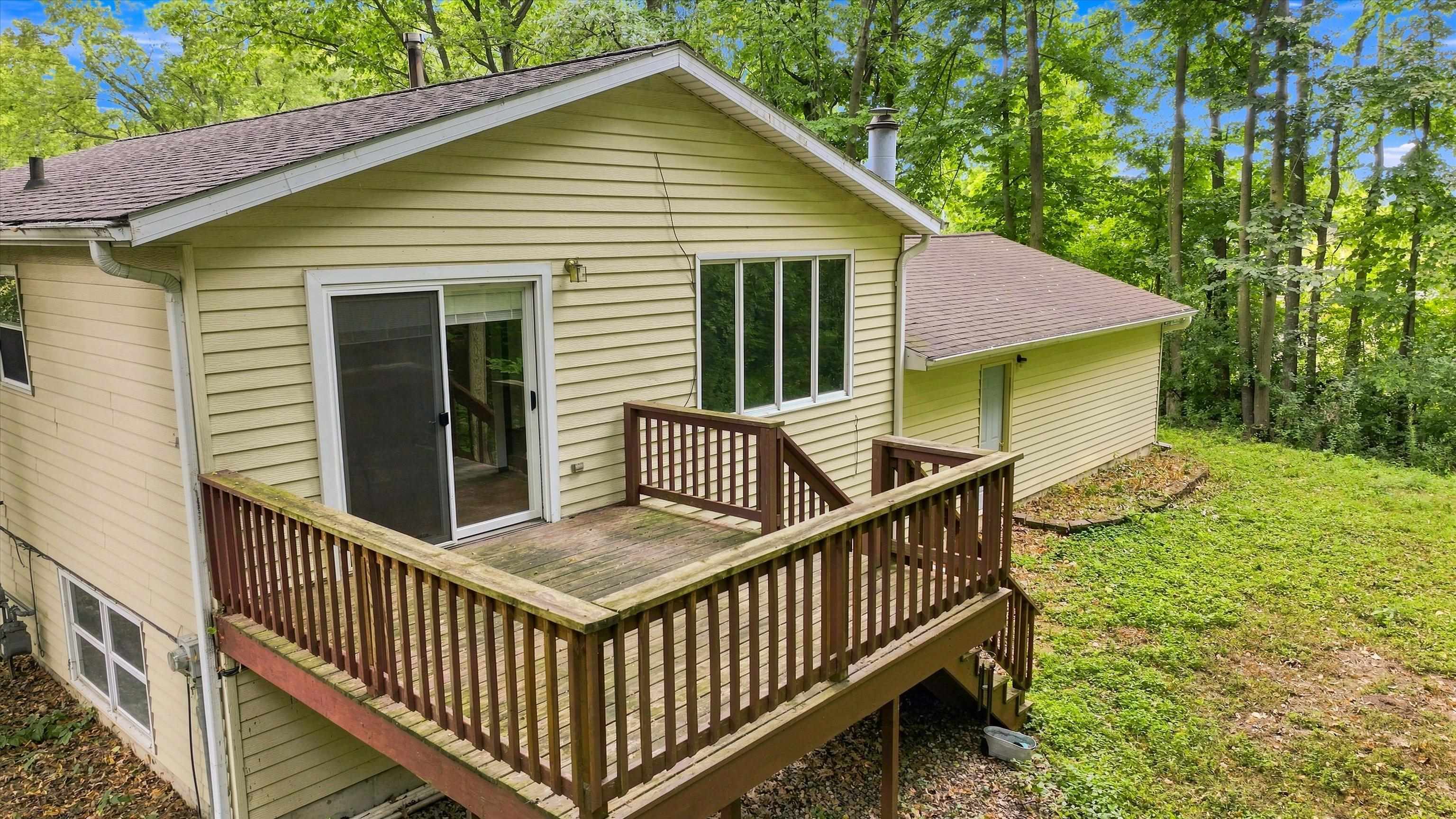 1007 W KALSCHED STREET, Marshfield, Wisconsin 54449, 3 Bedrooms Bedrooms, ,2 BathroomsBathrooms,Residential,For Sale,1007 W KALSCHED STREET,22604059