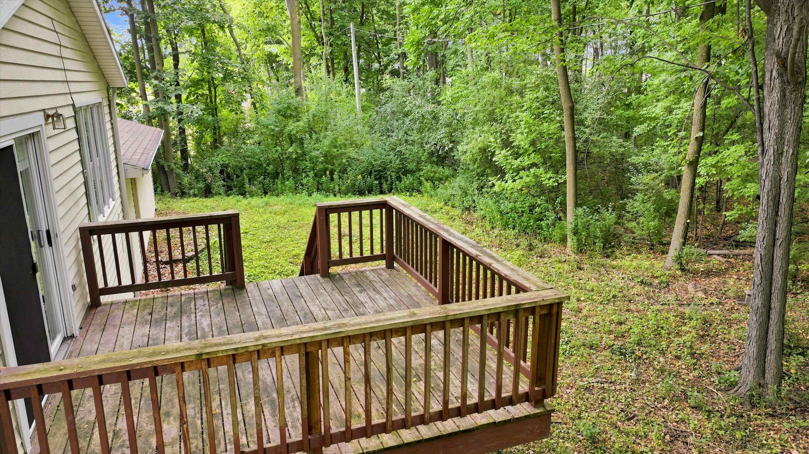 1007 W KALSCHED STREET, Marshfield, Wisconsin 54449, 3 Bedrooms Bedrooms, ,2 BathroomsBathrooms,Residential,For Sale,1007 W KALSCHED STREET,22604059