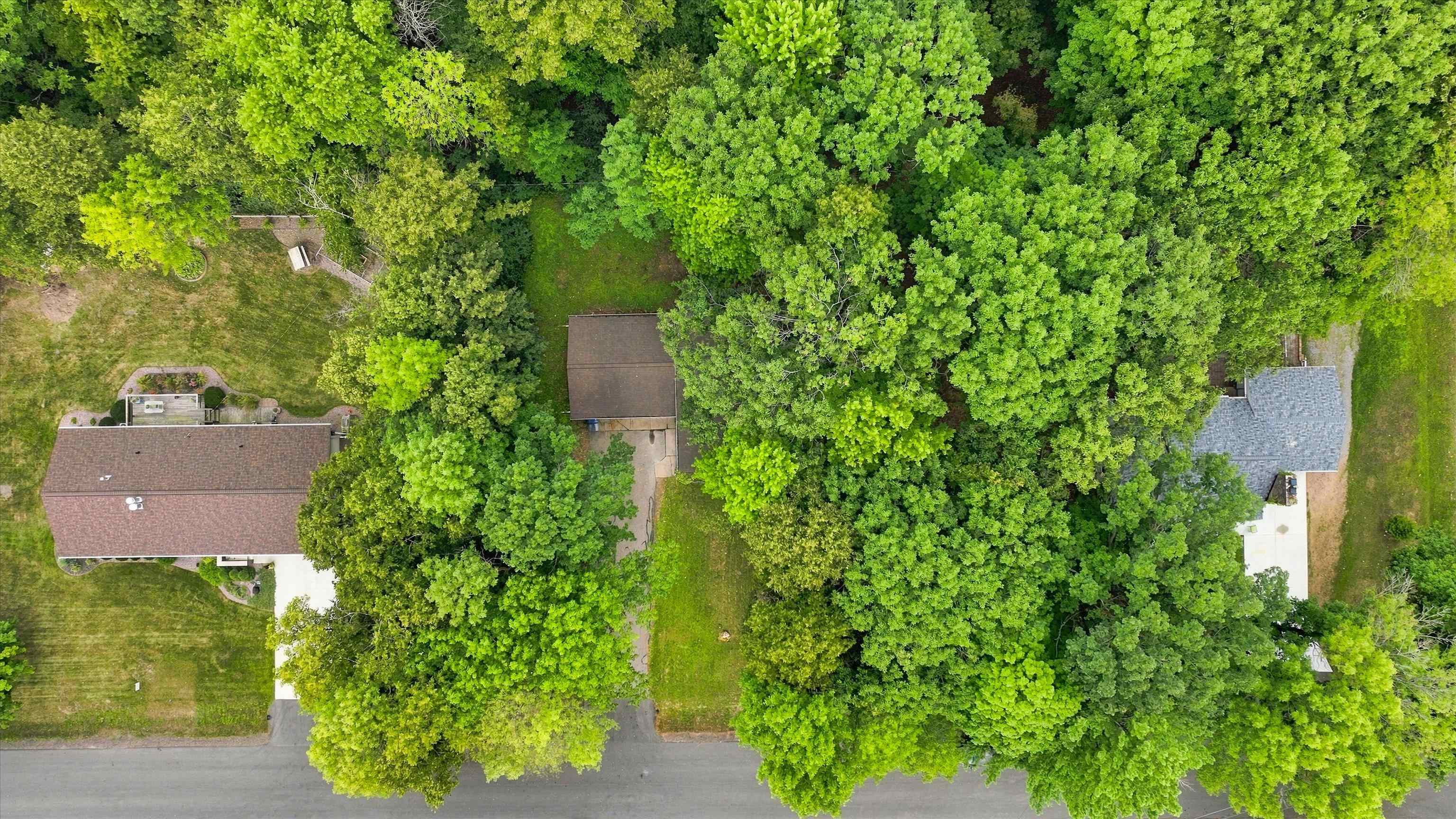 1007 W KALSCHED STREET, Marshfield, Wisconsin 54449, 3 Bedrooms Bedrooms, ,2 BathroomsBathrooms,Residential,For Sale,1007 W KALSCHED STREET,22604059