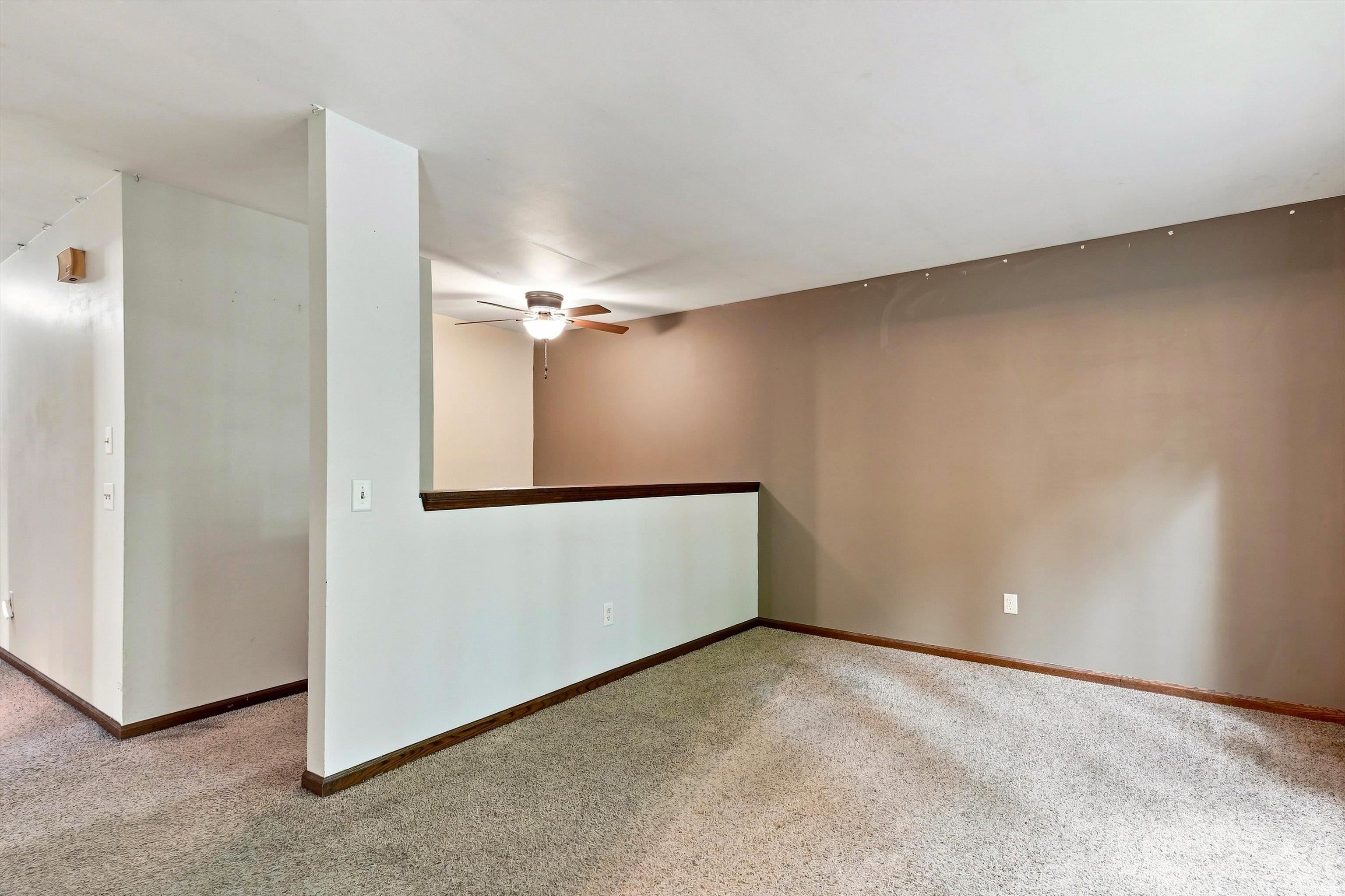 1007 W KALSCHED STREET, Marshfield, Wisconsin 54449, 3 Bedrooms Bedrooms, ,2 BathroomsBathrooms,Residential,For Sale,1007 W KALSCHED STREET,22604059