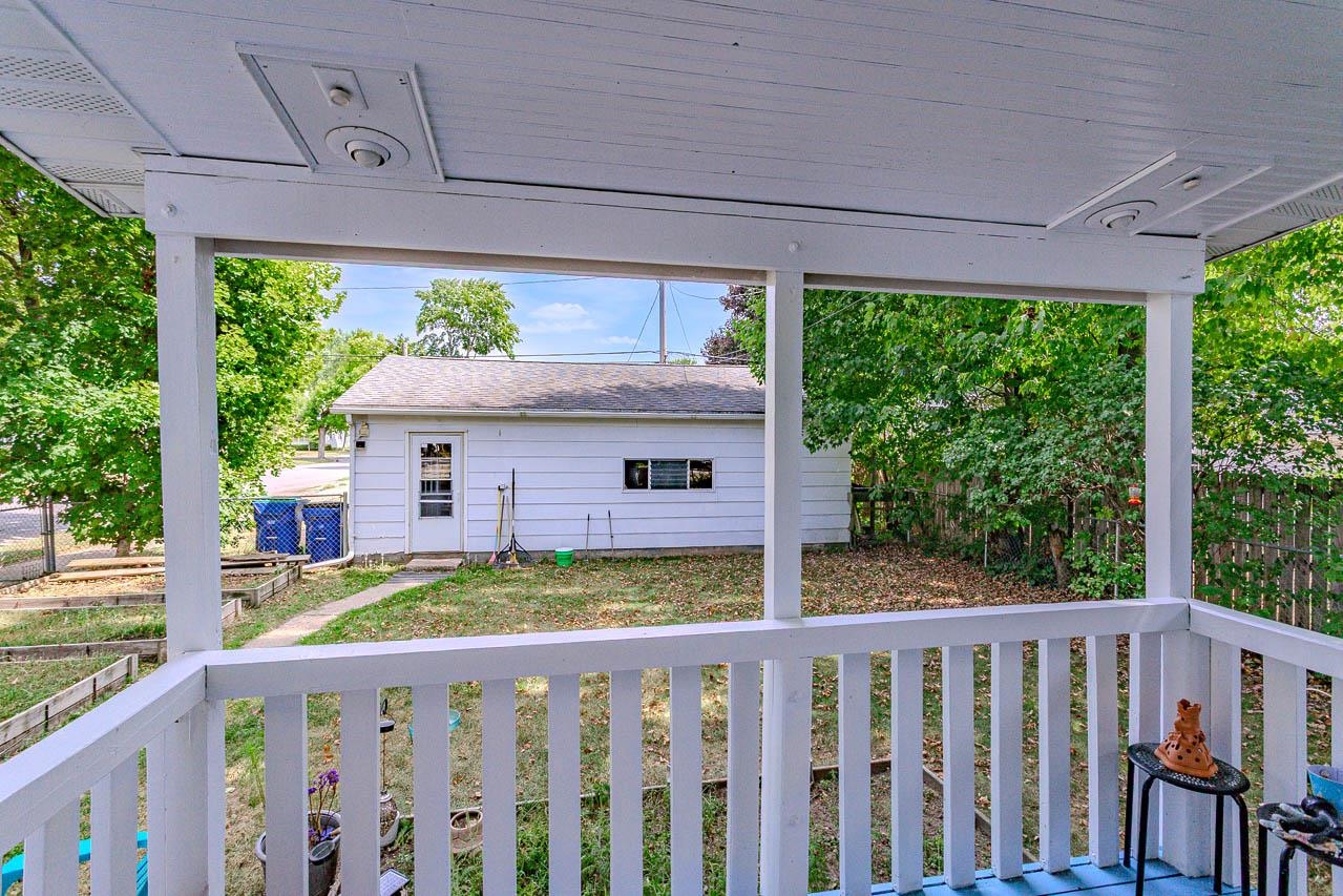 1701 ROOSEVELT STREET, Wausau, Wisconsin 54403, 2 Bedrooms Bedrooms, ,2 BathroomsBathrooms,Residential,For Sale,1701 ROOSEVELT STREET,22604062