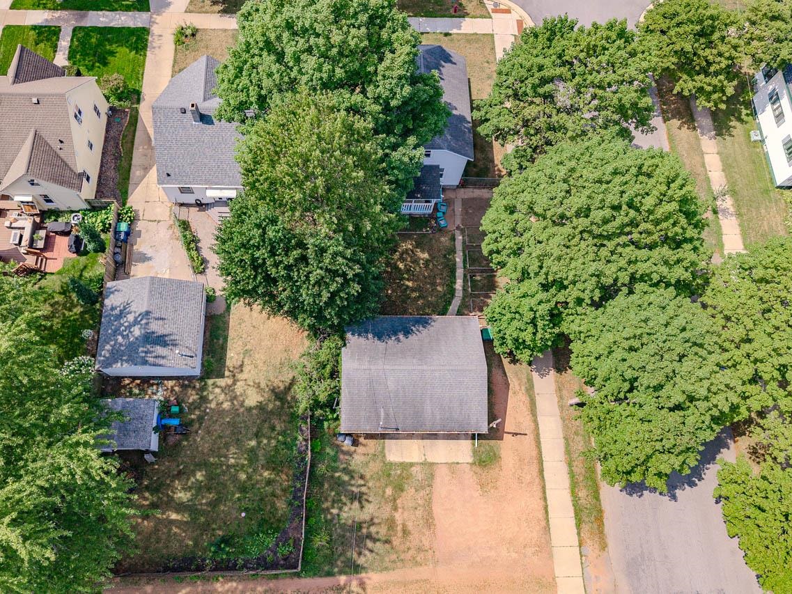 1701 ROOSEVELT STREET, Wausau, Wisconsin 54403, 2 Bedrooms Bedrooms, ,2 BathroomsBathrooms,Residential,For Sale,1701 ROOSEVELT STREET,22604062