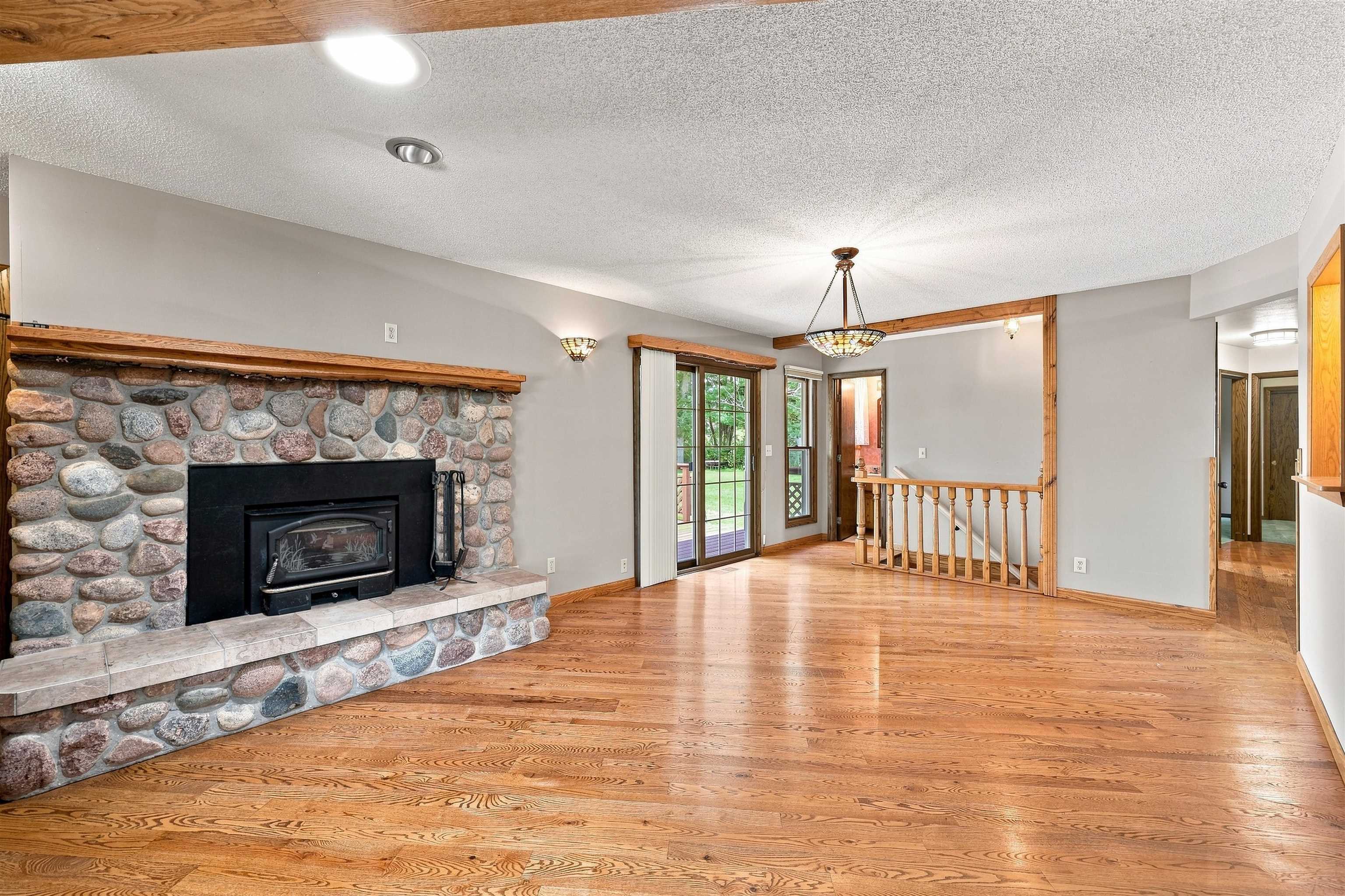416 ACORN STREET, Stevens Point, Wisconsin 54481, 3 Bedrooms Bedrooms, ,1 BathroomBathrooms,Residential,For Sale,416 ACORN STREET,22604063