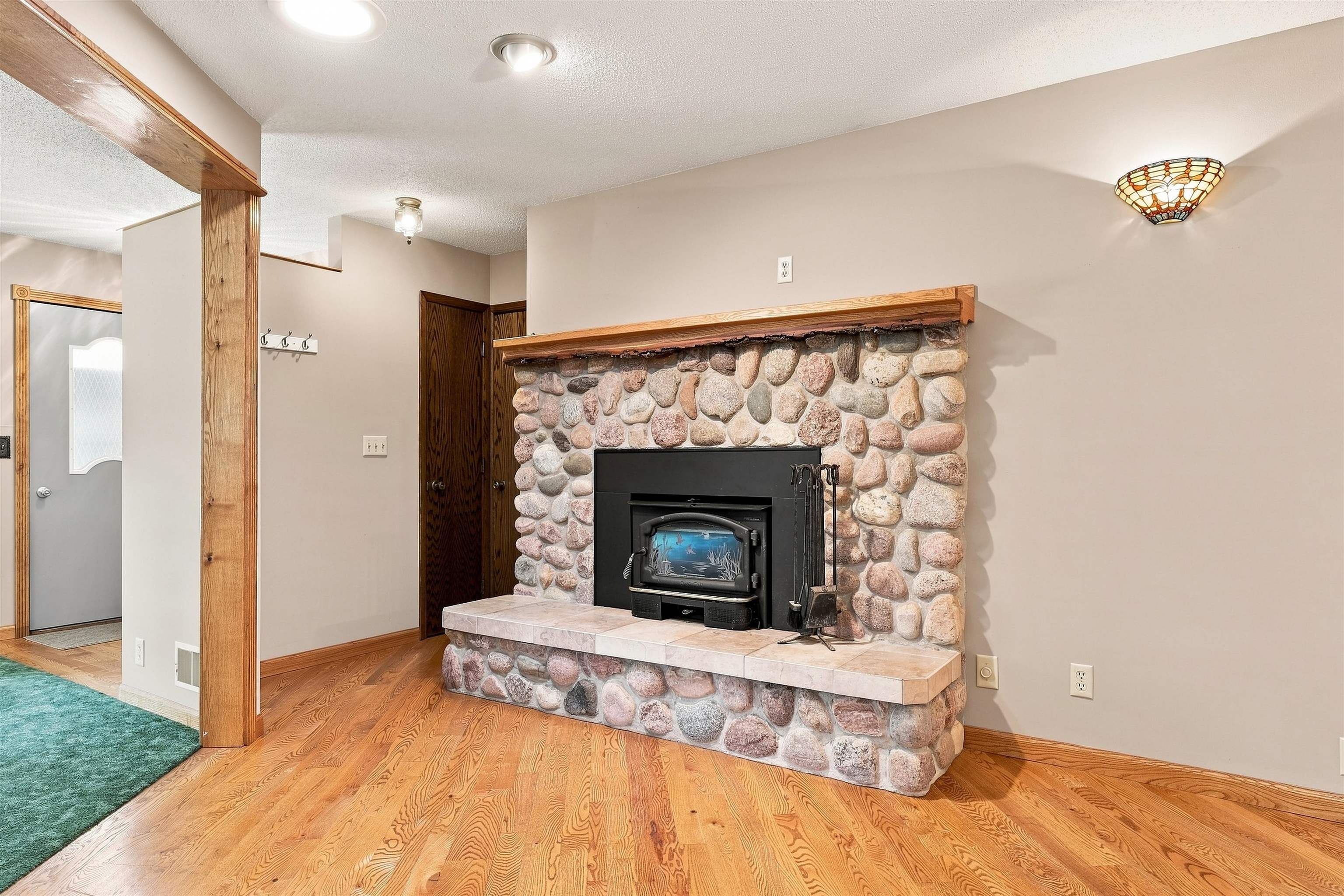 416 ACORN STREET, Stevens Point, Wisconsin 54481, 3 Bedrooms Bedrooms, ,1 BathroomBathrooms,Residential,For Sale,416 ACORN STREET,22604063