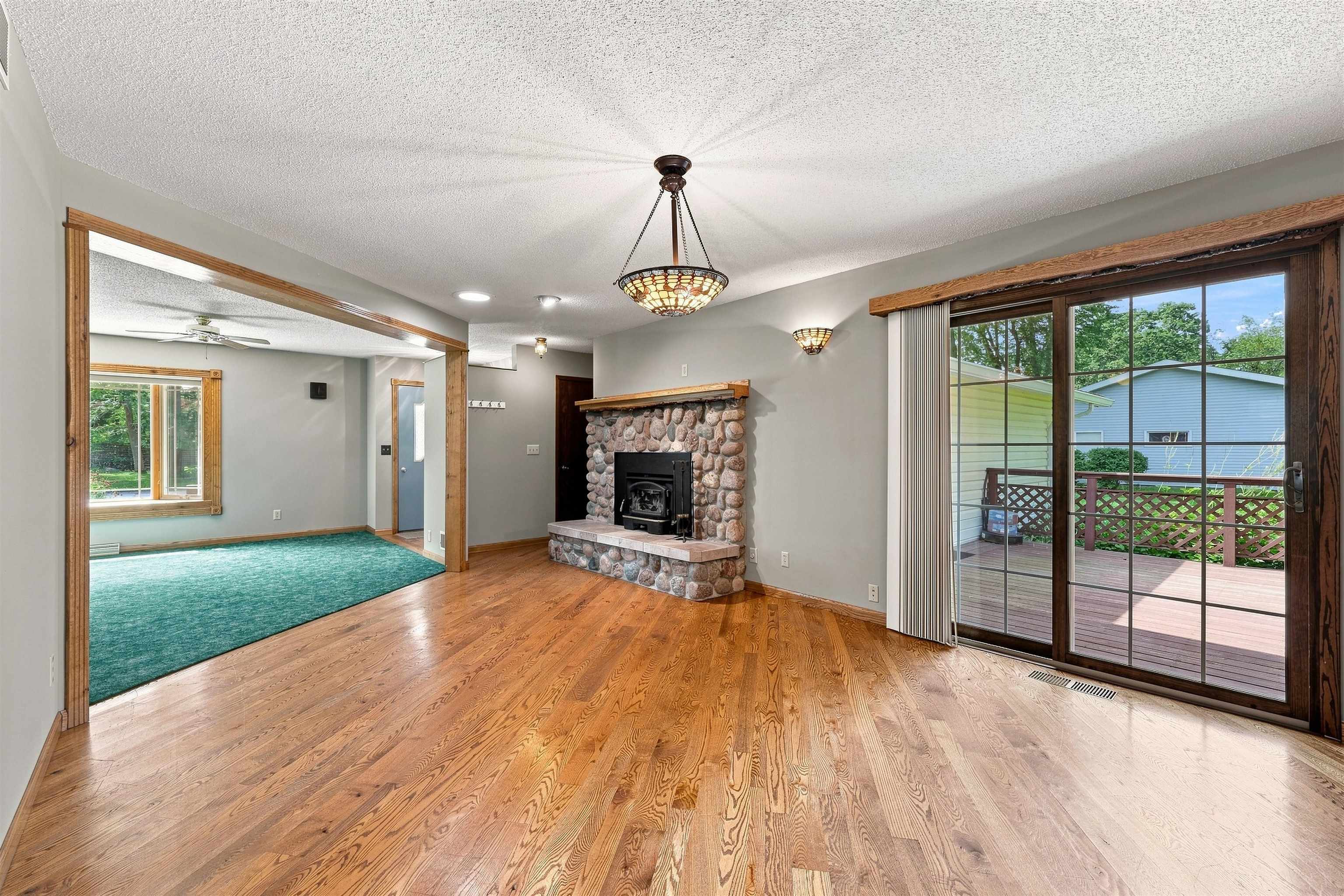 416 ACORN STREET, Stevens Point, Wisconsin 54481, 3 Bedrooms Bedrooms, ,1 BathroomBathrooms,Residential,For Sale,416 ACORN STREET,22604063
