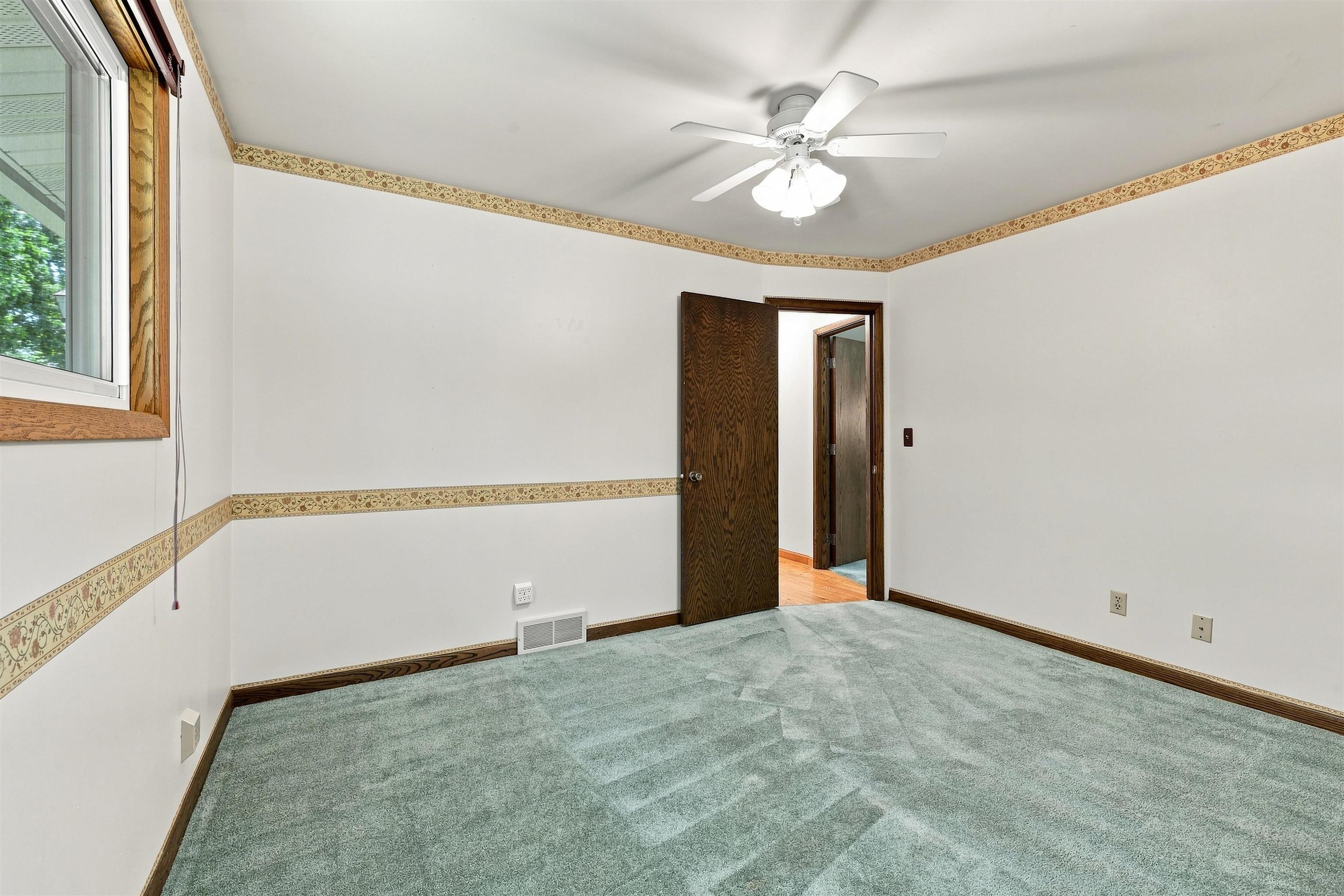 416 ACORN STREET, Stevens Point, Wisconsin 54481, 3 Bedrooms Bedrooms, ,1 BathroomBathrooms,Residential,For Sale,416 ACORN STREET,22604063