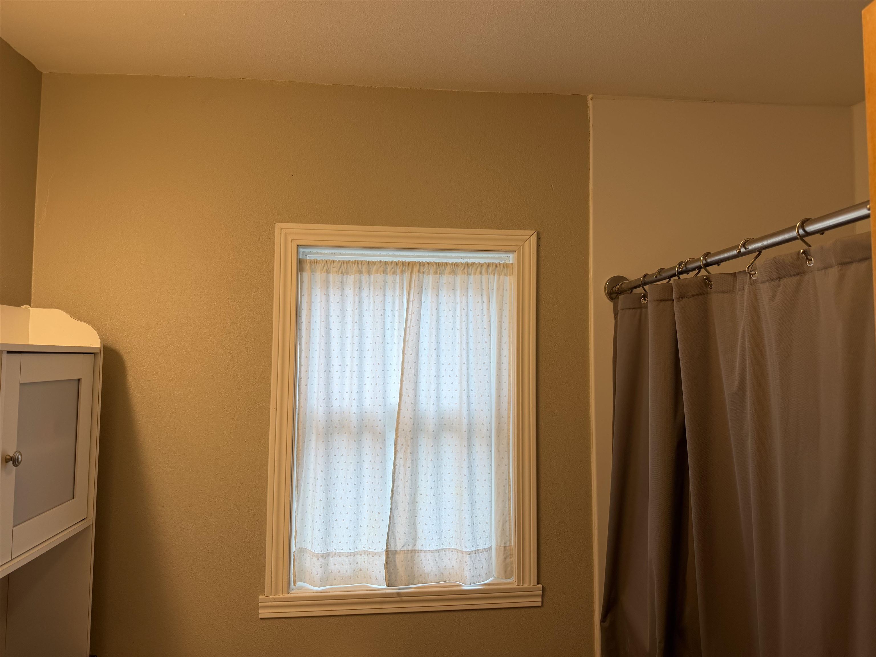 814 WESTERN STREET, Marshfield, Wisconsin 54449, 3 Bedrooms Bedrooms, ,1 BathroomBathrooms,Residential,For Sale,814 WESTERN STREET,22604064
