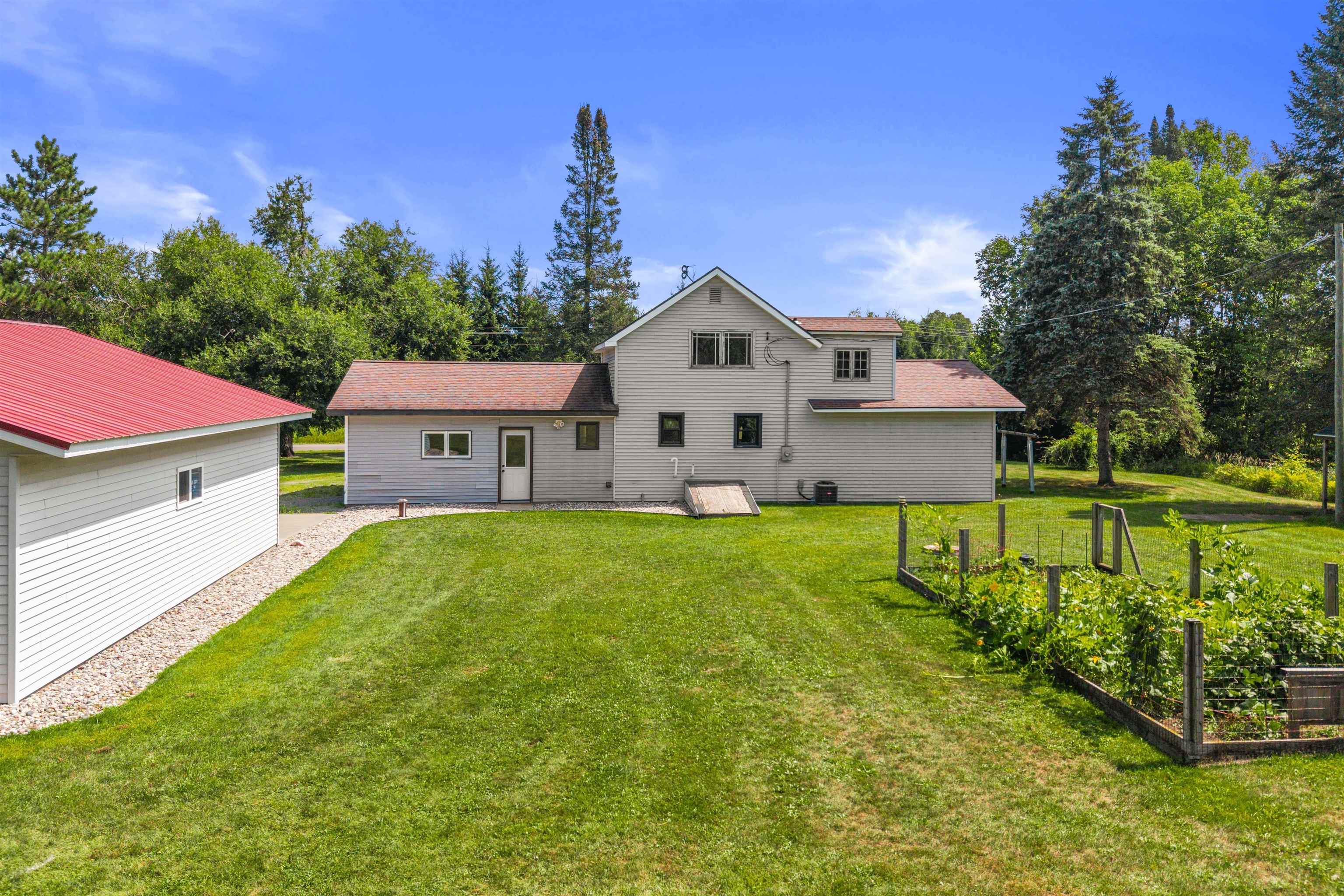 4612 WOODLAND ROAD, Rosholt, Wisconsin 54473, 2 Bedrooms Bedrooms, ,1 BathroomBathrooms,Residential,For Sale,4612 WOODLAND ROAD,22604067
