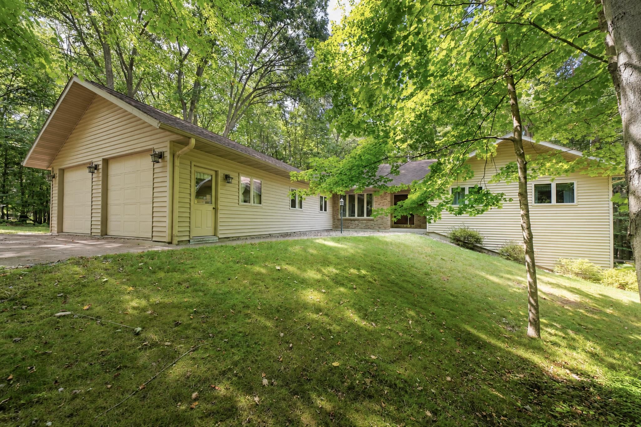 234704 N 96TH AVENUE, Wausau, Wisconsin 54401, 4 Bedrooms Bedrooms, ,2 BathroomsBathrooms,Residential,For Sale,234704 N 96TH AVENUE,22604070