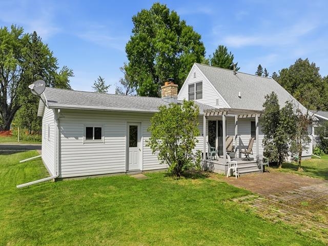 408 E GRANT STREET, Marshfield, Wisconsin 54449, 4 Bedrooms Bedrooms, ,2 BathroomsBathrooms,Residential,For Sale,408 E GRANT STREET,22604071