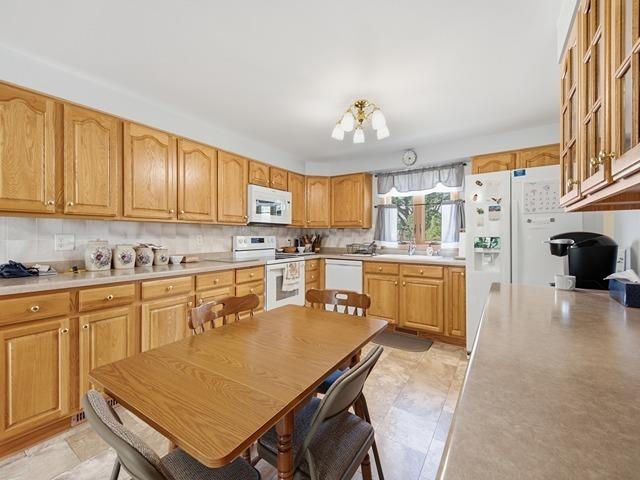 408 E GRANT STREET, Marshfield, Wisconsin 54449, 4 Bedrooms Bedrooms, ,2 BathroomsBathrooms,Residential,For Sale,408 E GRANT STREET,22604071