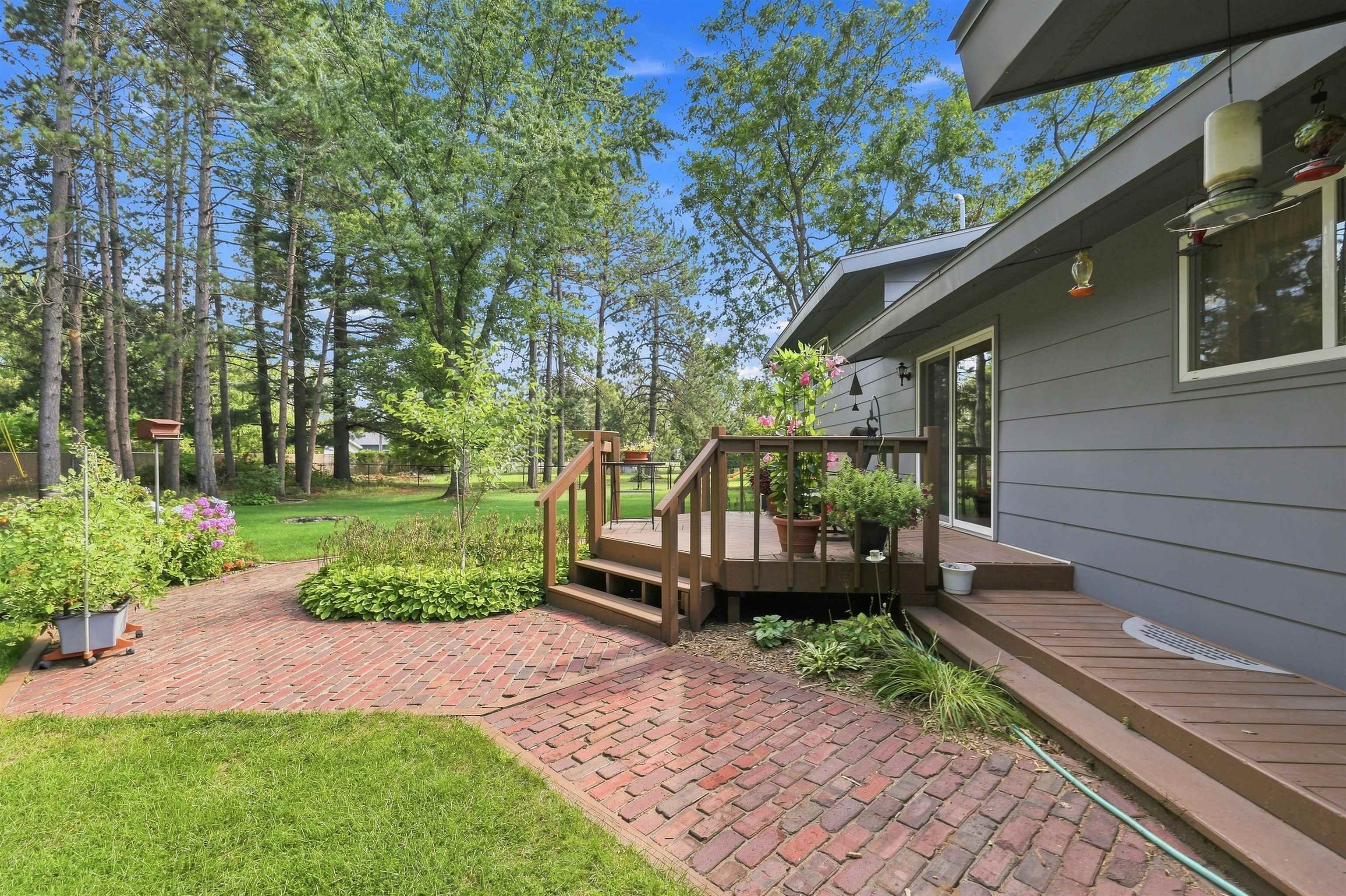 3060 KATHERINE COURT, Plover, Wisconsin 54467, 4 Bedrooms Bedrooms, ,2 BathroomsBathrooms,Residential,For Sale,3060 KATHERINE COURT,22604073
