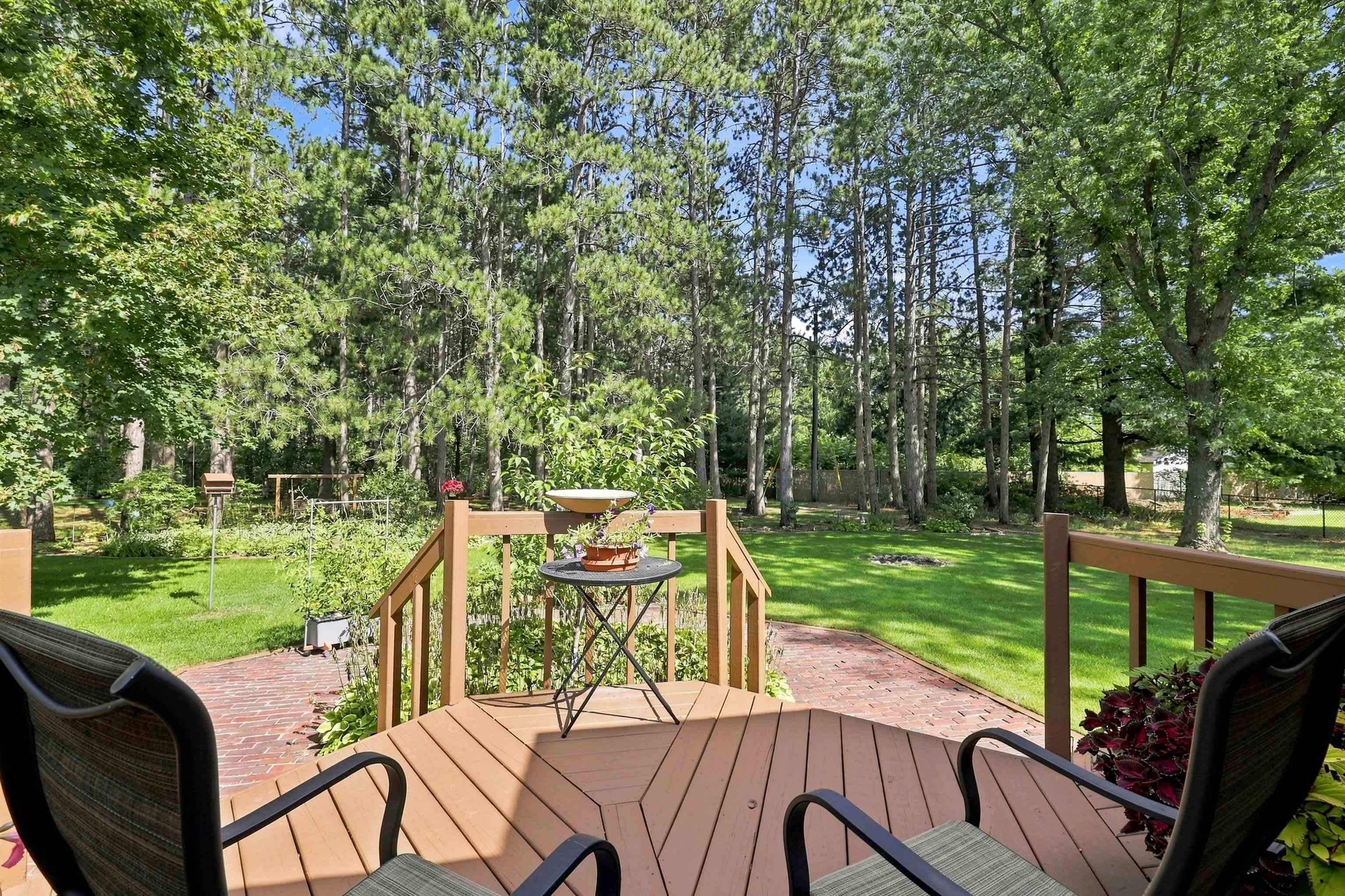 3060 KATHERINE COURT, Plover, Wisconsin 54467, 4 Bedrooms Bedrooms, ,2 BathroomsBathrooms,Residential,For Sale,3060 KATHERINE COURT,22604073