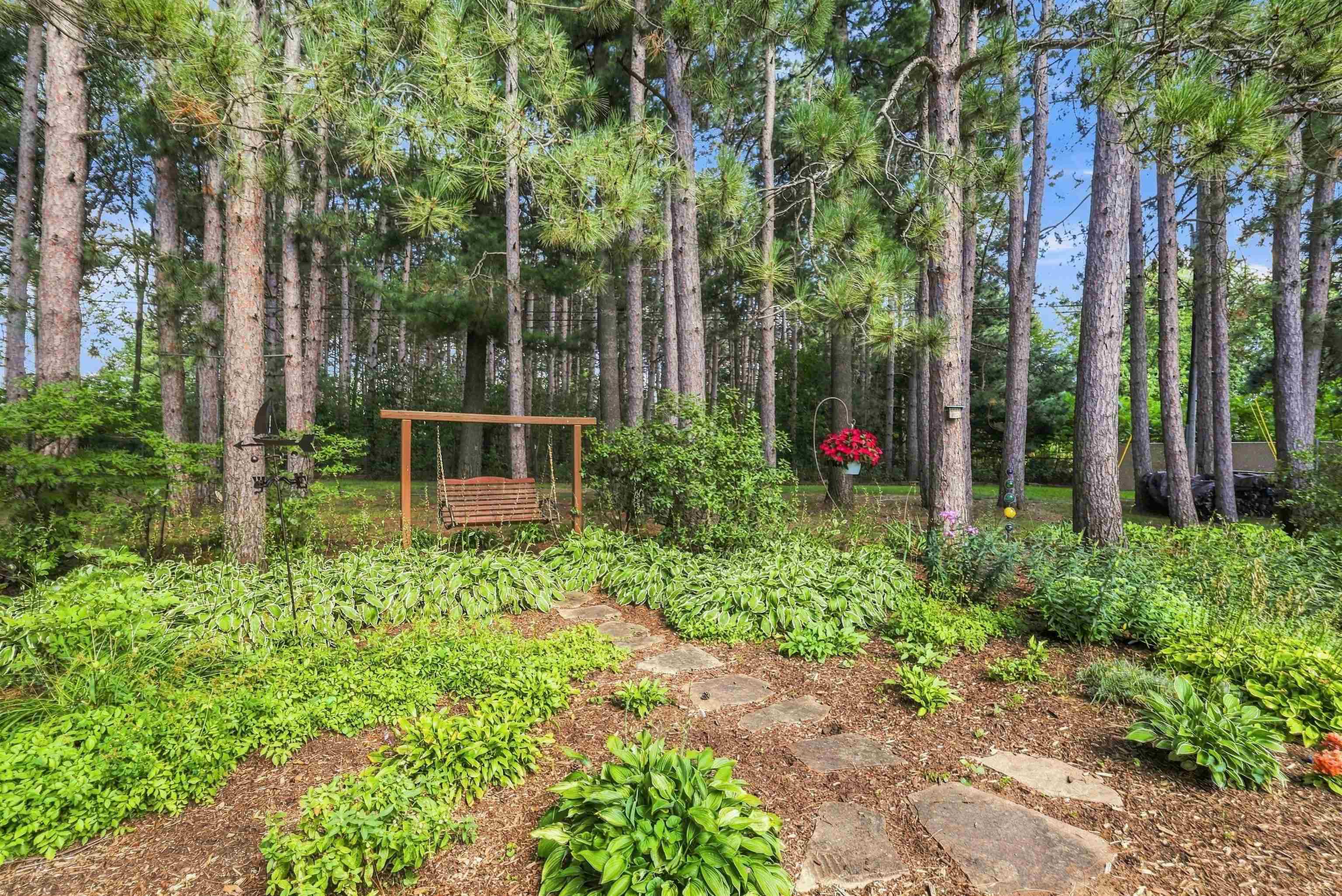 3060 KATHERINE COURT, Plover, Wisconsin 54467, 4 Bedrooms Bedrooms, ,2 BathroomsBathrooms,Residential,For Sale,3060 KATHERINE COURT,22604073