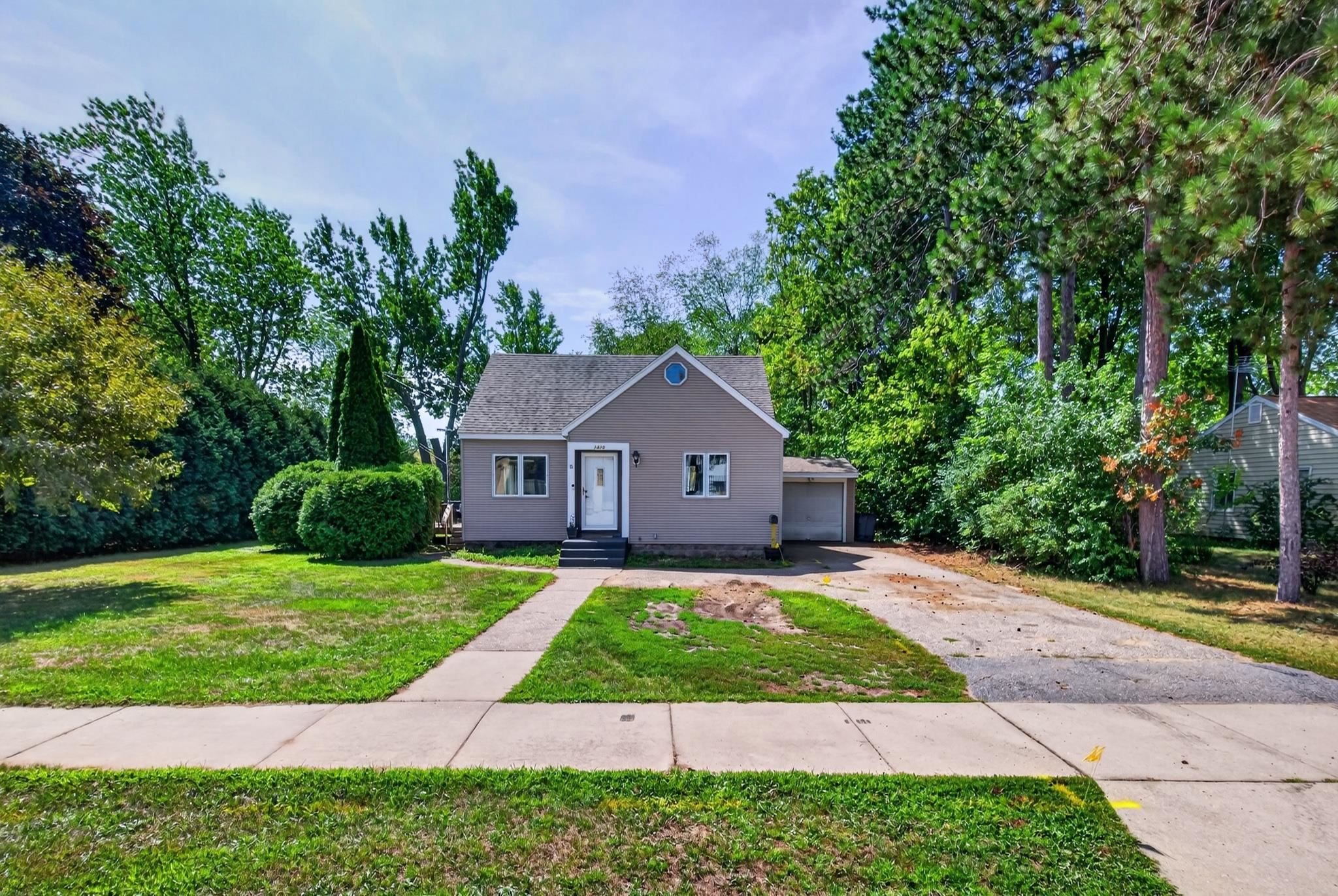 1820 PEACH STREET, Wisconsin Rapids, Wisconsin 54494, 3 Bedrooms Bedrooms, ,1 BathroomBathrooms,Residential,For Sale,1820 PEACH STREET,22604076