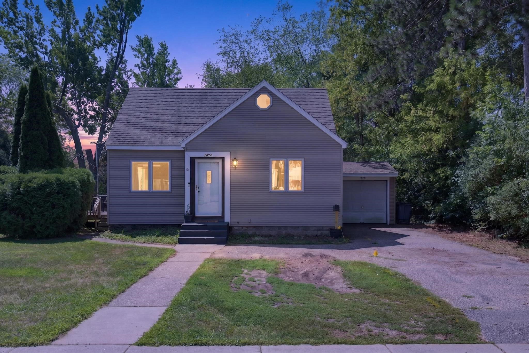 1820 PEACH STREET, Wisconsin Rapids, Wisconsin 54494, 3 Bedrooms Bedrooms, ,1 BathroomBathrooms,Residential,For Sale,1820 PEACH STREET,22604076