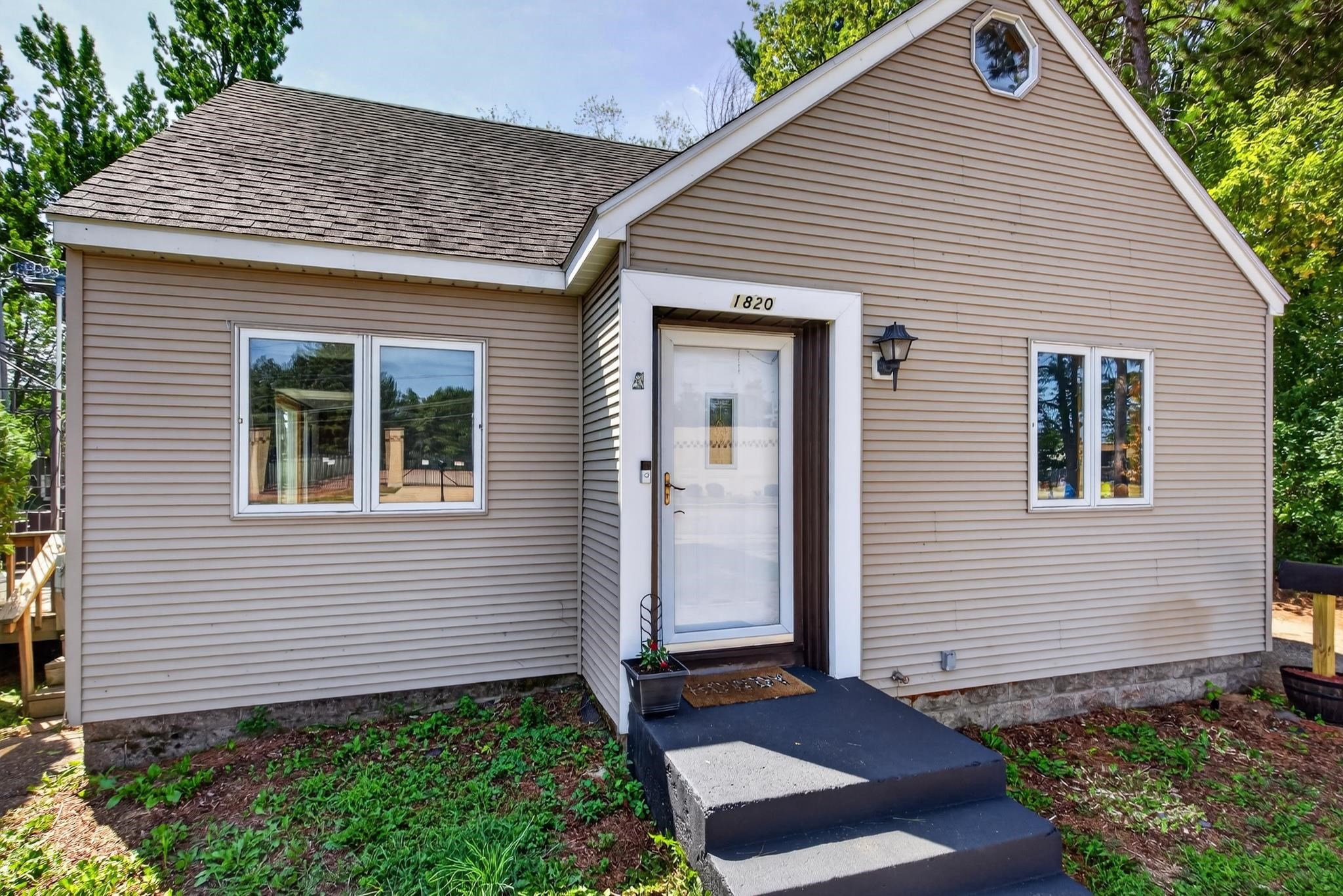 1820 PEACH STREET, Wisconsin Rapids, Wisconsin 54494, 3 Bedrooms Bedrooms, ,1 BathroomBathrooms,Residential,For Sale,1820 PEACH STREET,22604076