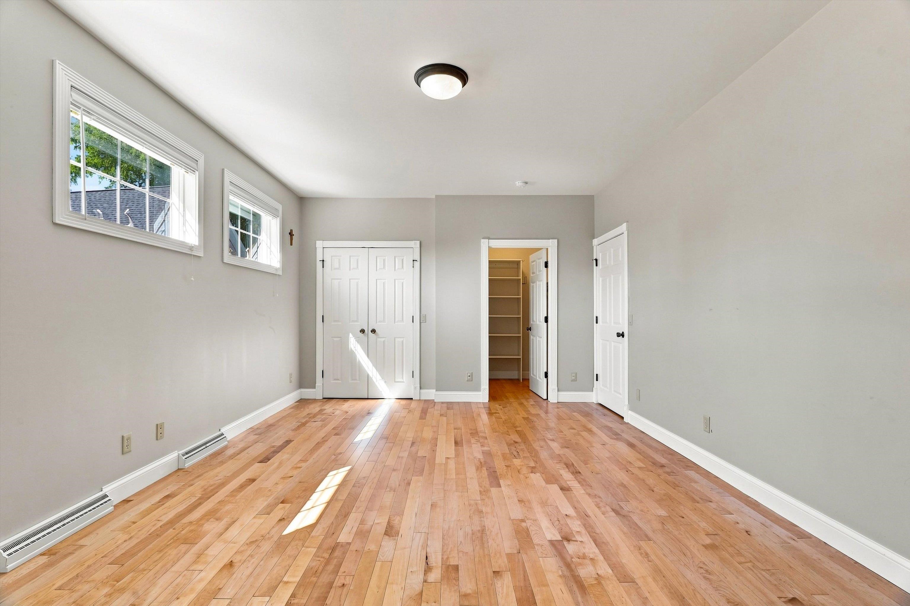 1109 S LOCUST AVENUE, Marshfield, Wisconsin 54449, 3 Bedrooms Bedrooms, ,2 BathroomsBathrooms,Residential,For Sale,1109 S LOCUST AVENUE,22604077