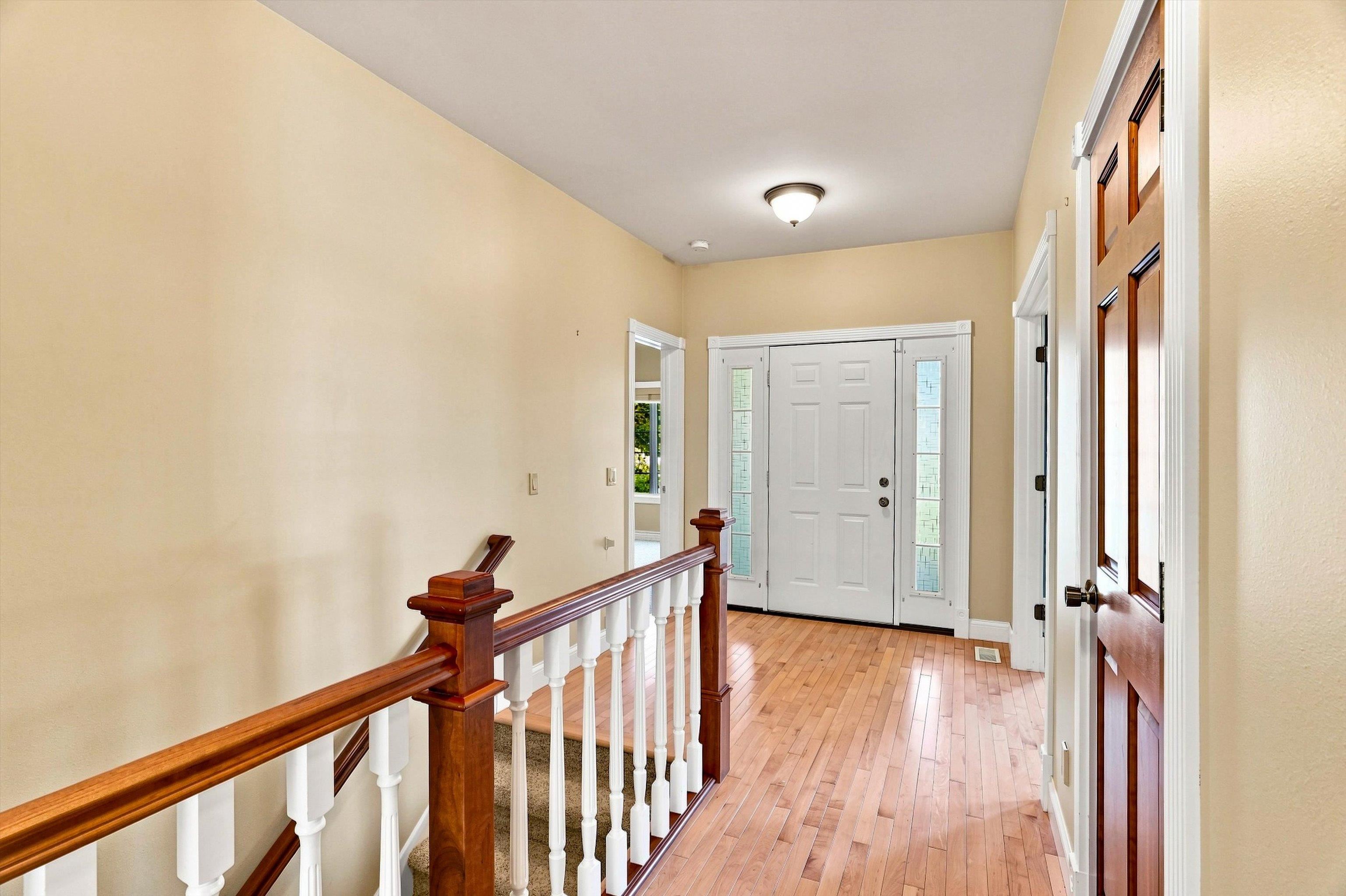 1109 S LOCUST AVENUE, Marshfield, Wisconsin 54449, 3 Bedrooms Bedrooms, ,2 BathroomsBathrooms,Residential,For Sale,1109 S LOCUST AVENUE,22604077