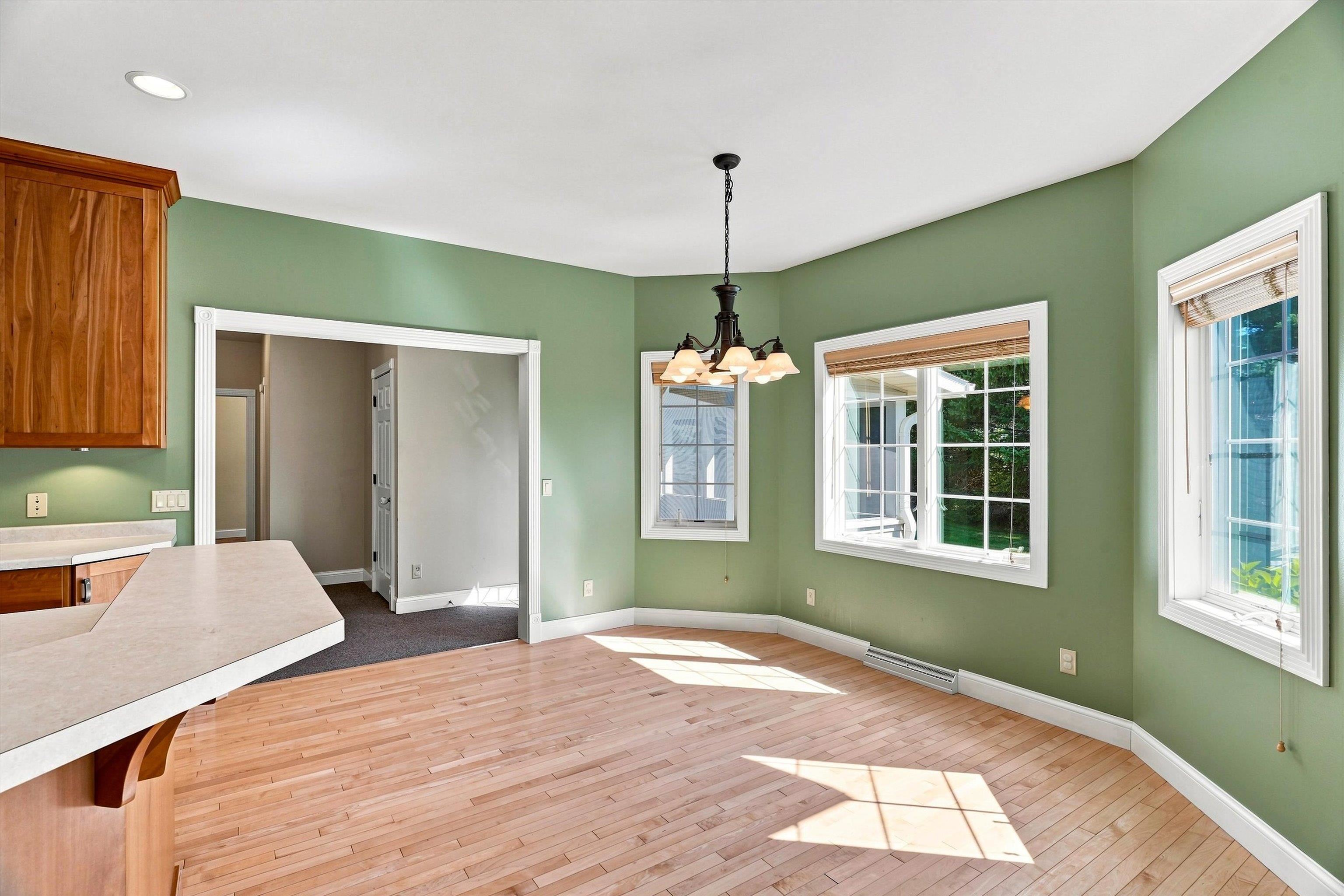1109 S LOCUST AVENUE, Marshfield, Wisconsin 54449, 3 Bedrooms Bedrooms, ,2 BathroomsBathrooms,Residential,For Sale,1109 S LOCUST AVENUE,22604077