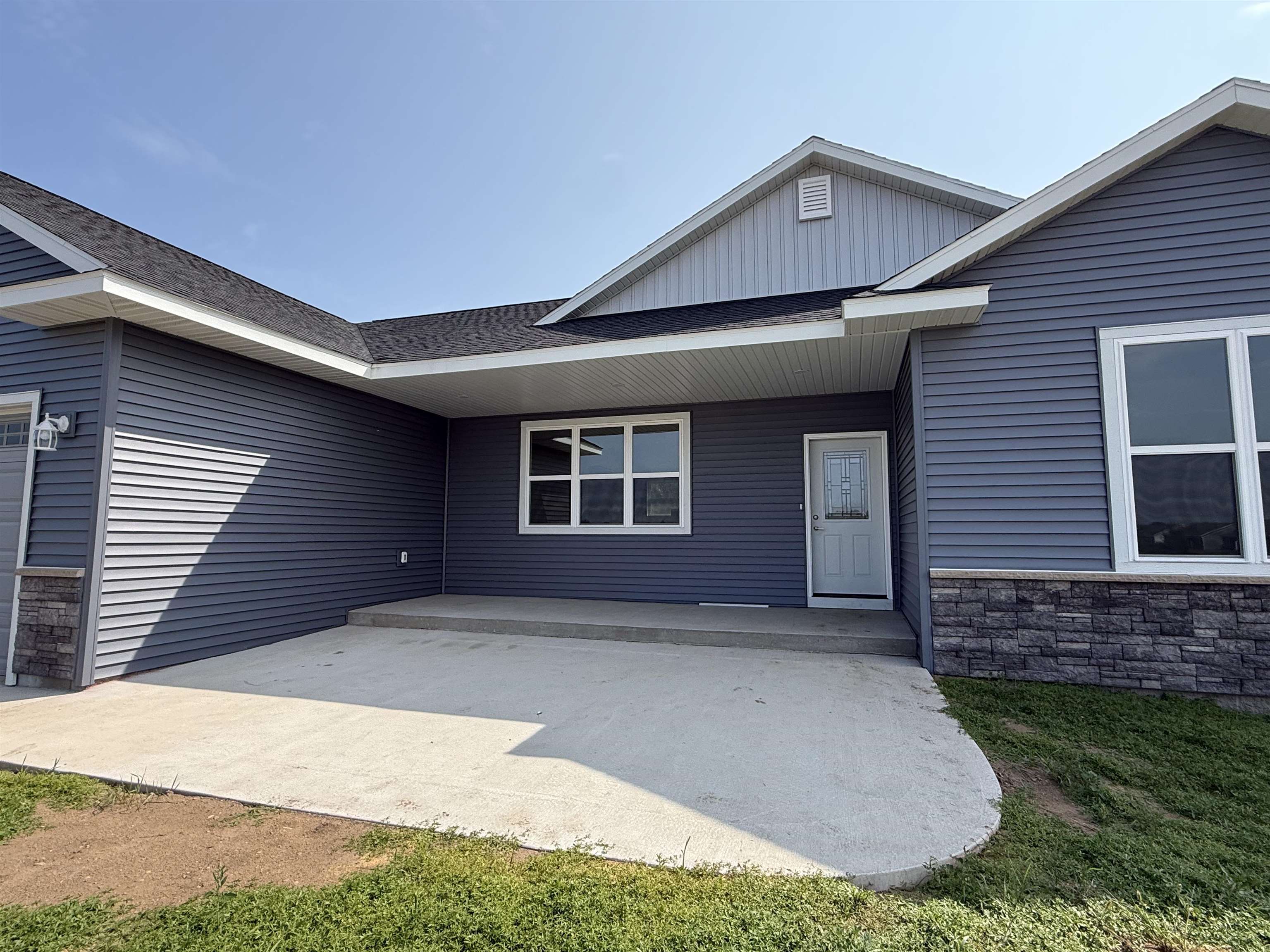 2150 SUNDIAL AVENUE, Kronenwetter, Wisconsin 54455, 3 Bedrooms Bedrooms, ,2 BathroomsBathrooms,Residential,For Sale,2150 SUNDIAL AVENUE,22604078