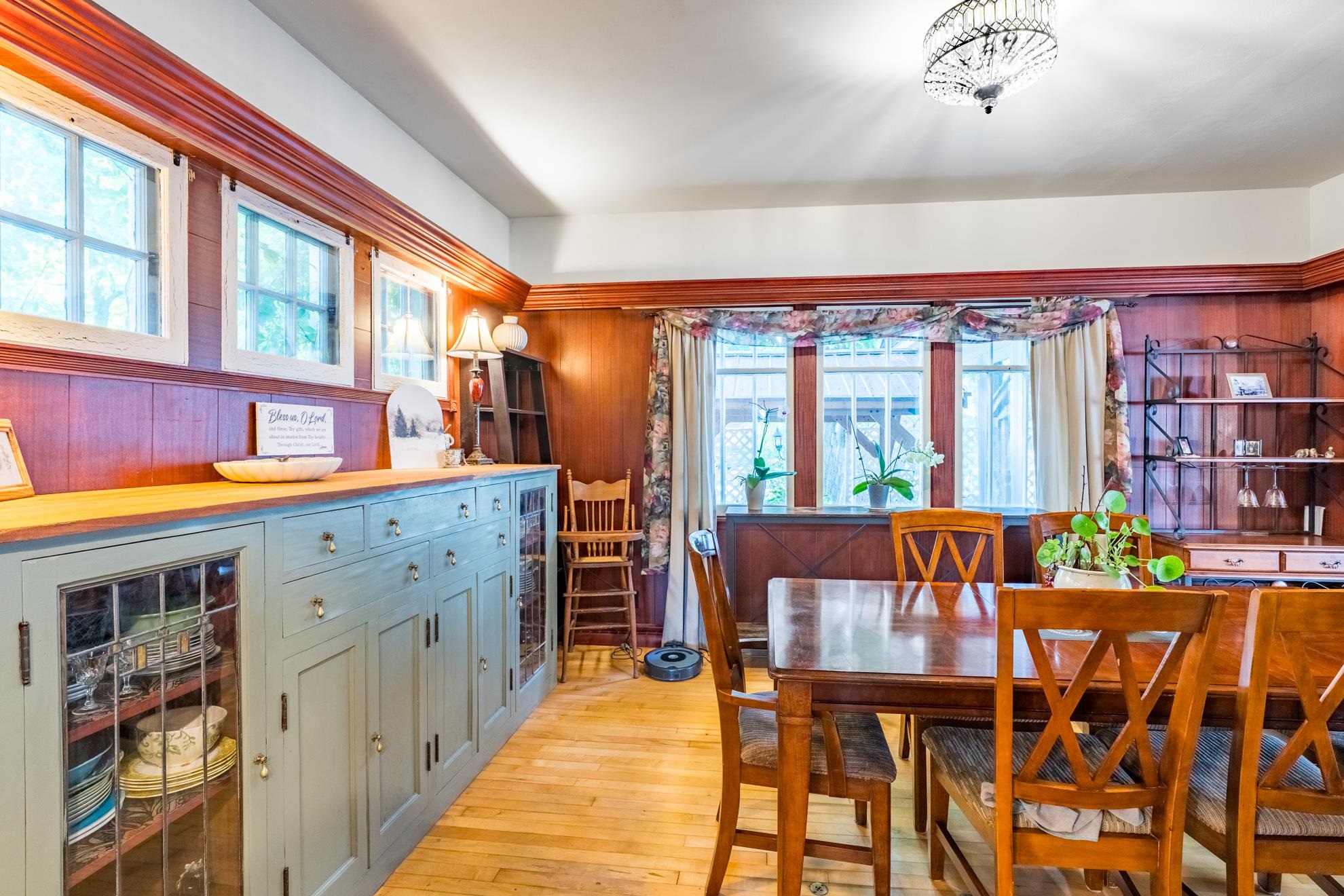 615 N CENTER AVENUE, Merrill, Wisconsin 54452, 3 Bedrooms Bedrooms, ,1 BathroomBathrooms,Residential,For Sale,615 N CENTER AVENUE,22604079