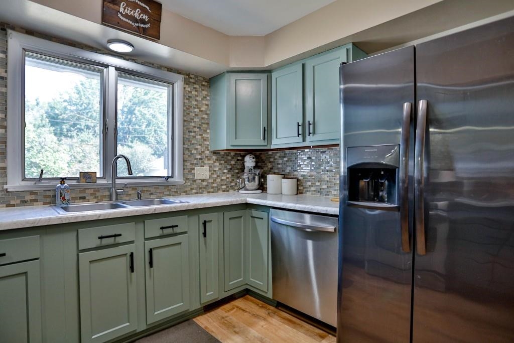 908 GREENHILL DRIVE, Wausau, Wisconsin 54401, 3 Bedrooms Bedrooms, ,1 BathroomBathrooms,Residential,For Sale,908 GREENHILL DRIVE,22604080