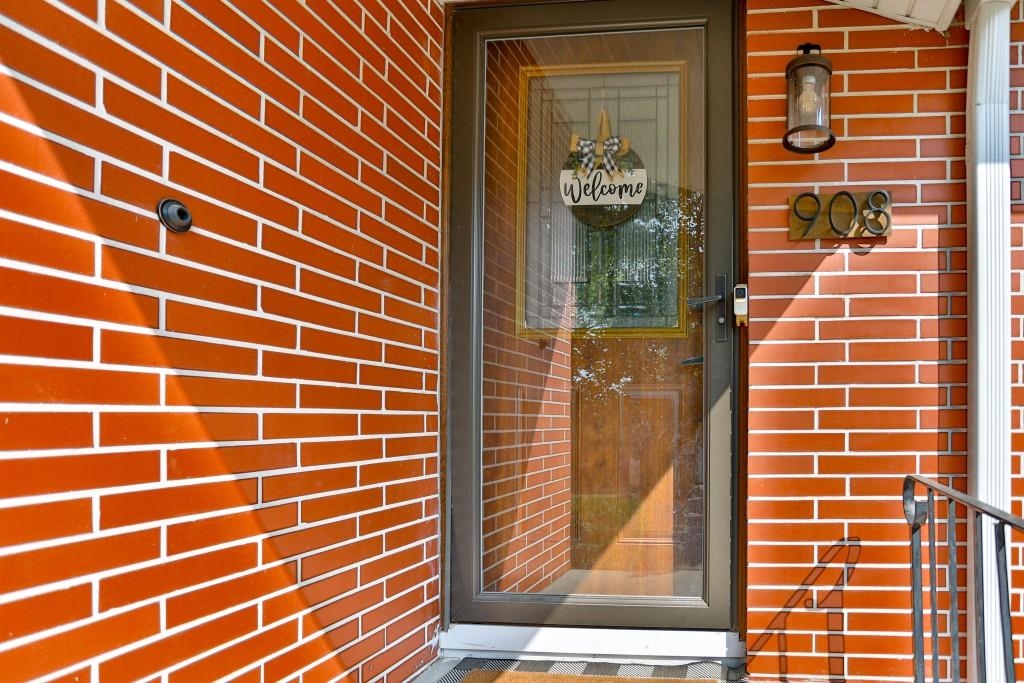 908 GREENHILL DRIVE, Wausau, Wisconsin 54401, 3 Bedrooms Bedrooms, ,1 BathroomBathrooms,Residential,For Sale,908 GREENHILL DRIVE,22604080