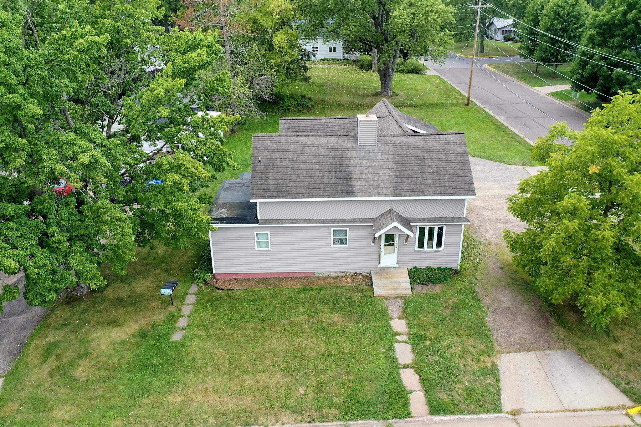 341 NATIONAL AVENUE, Medford, Wisconsin 54451, 2 Bedrooms Bedrooms, ,1 BathroomBathrooms,Multi-family,For Sale,341 NATIONAL AVENUE,22604081