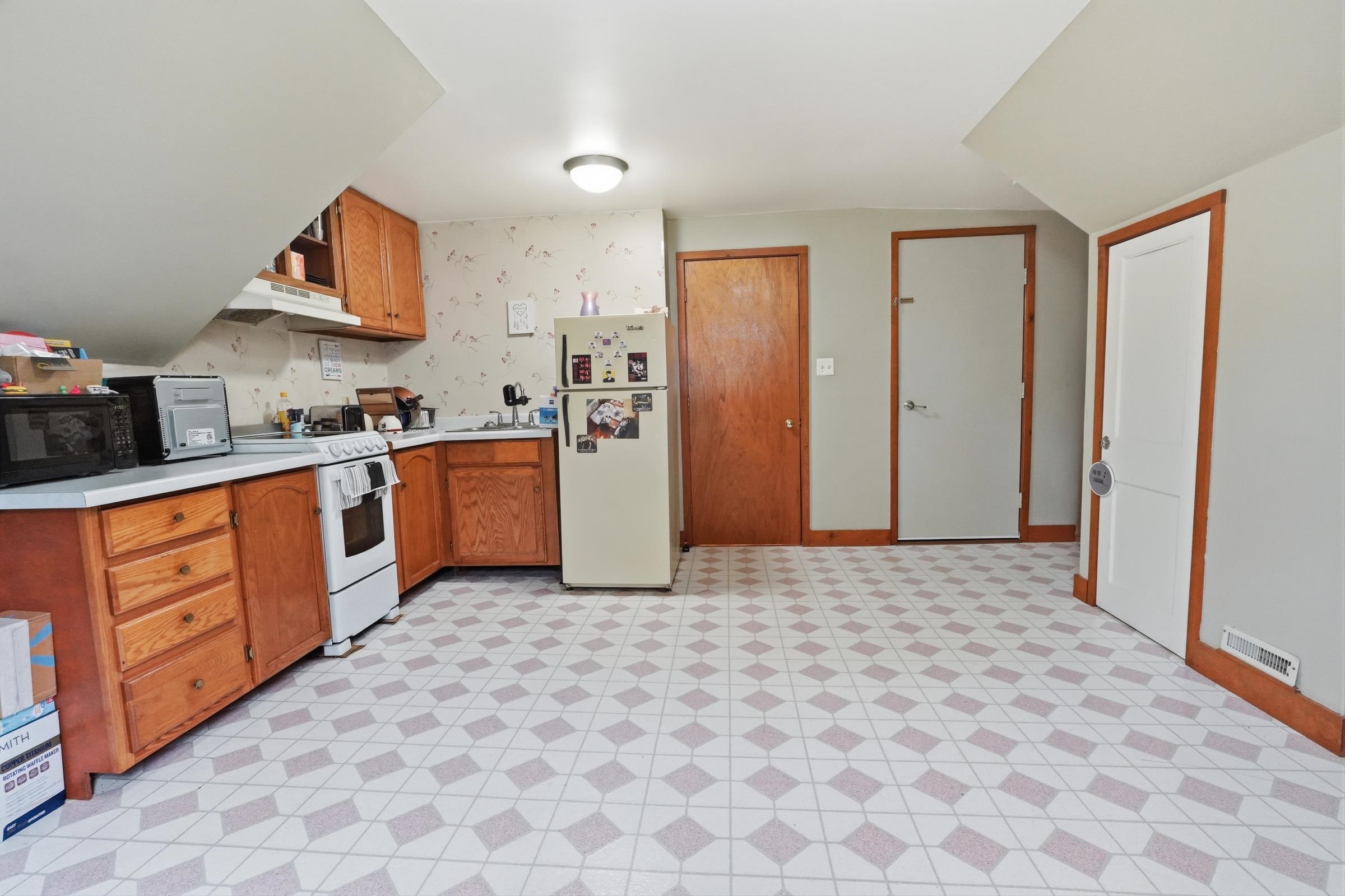 341 NATIONAL AVENUE, Medford, Wisconsin 54451, 2 Bedrooms Bedrooms, ,1 BathroomBathrooms,Multi-family,For Sale,341 NATIONAL AVENUE,22604081