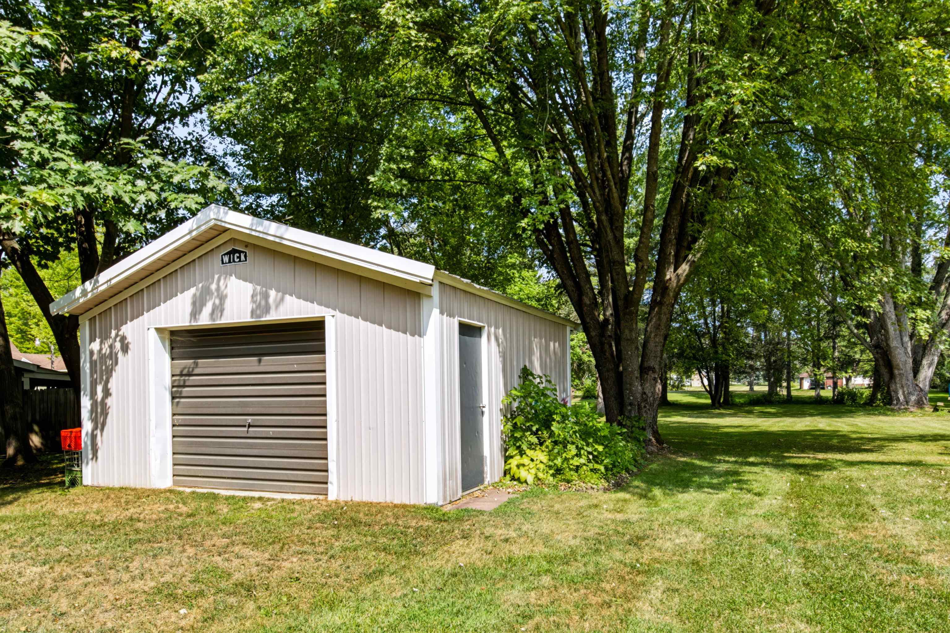 436 WAUSAU STREET, Birnamwood, Wisconsin 54414, 3 Bedrooms Bedrooms, ,1 BathroomBathrooms,Residential,For Sale,436 WAUSAU STREET,22604082